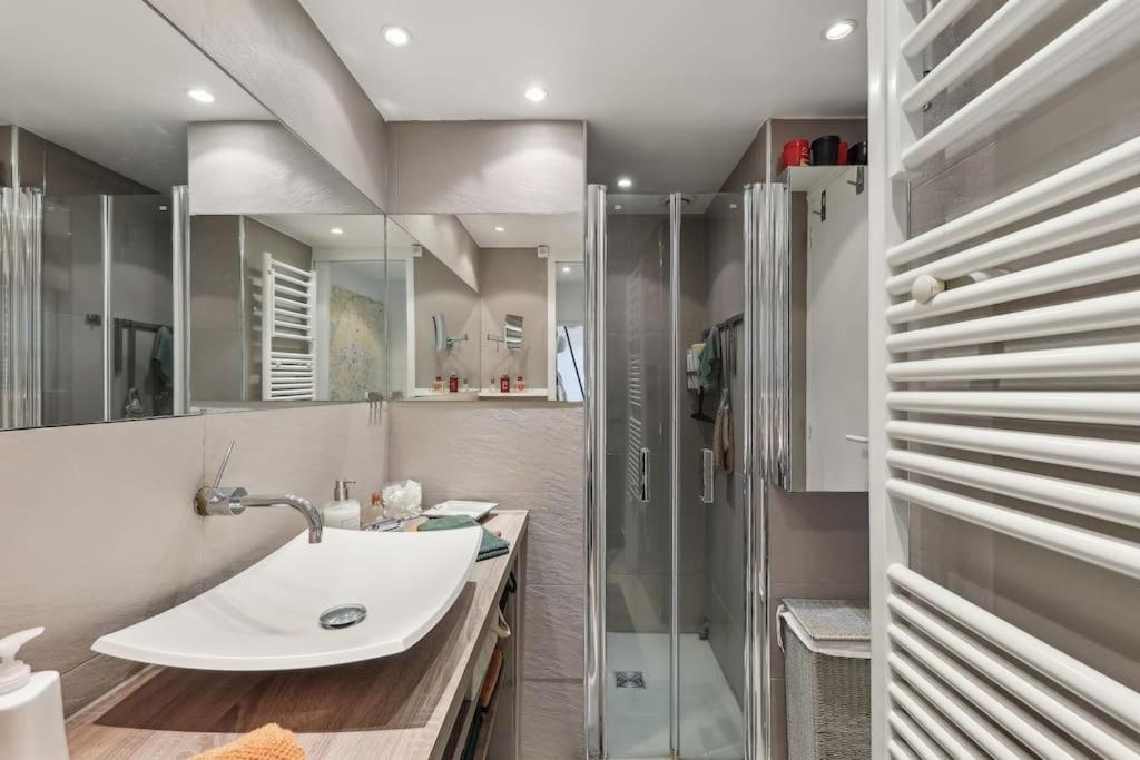 Splendide Design Trocadero Etoile Paris