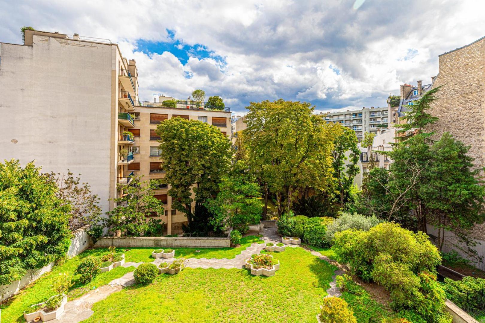 Guestready - Homely Nest With Balcony Appartement Paris