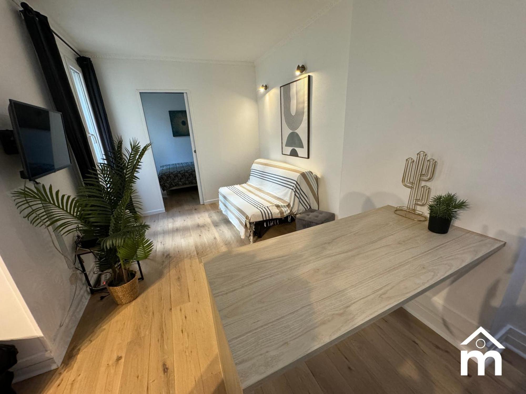 Apartment Invalides By Edelsam Paris