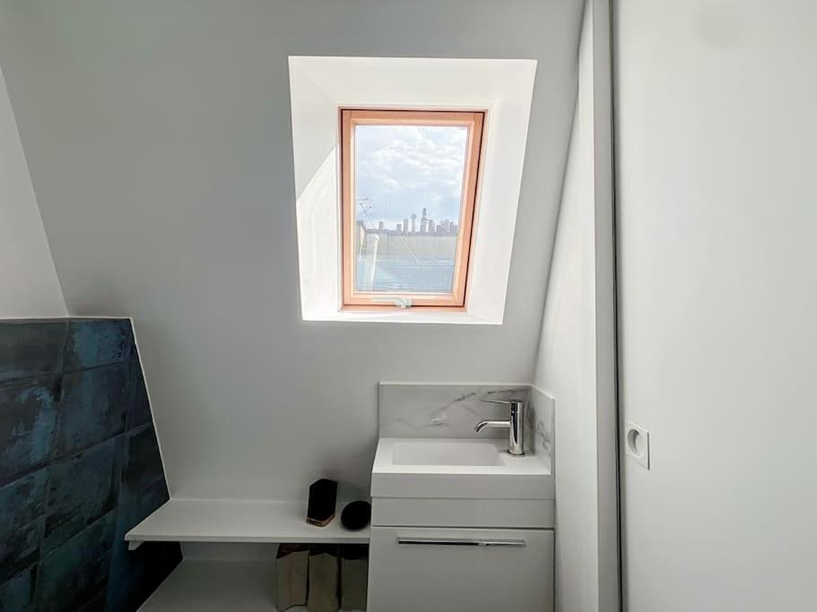 Apartment Fully Renovated For 2 *