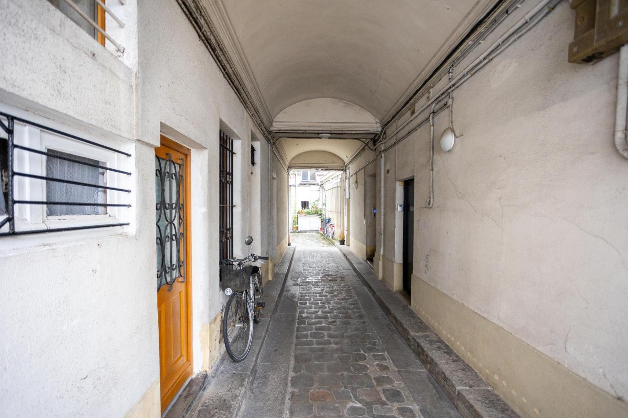 Appartement Studio Cosy Romantique En Plein Coeur De Paris