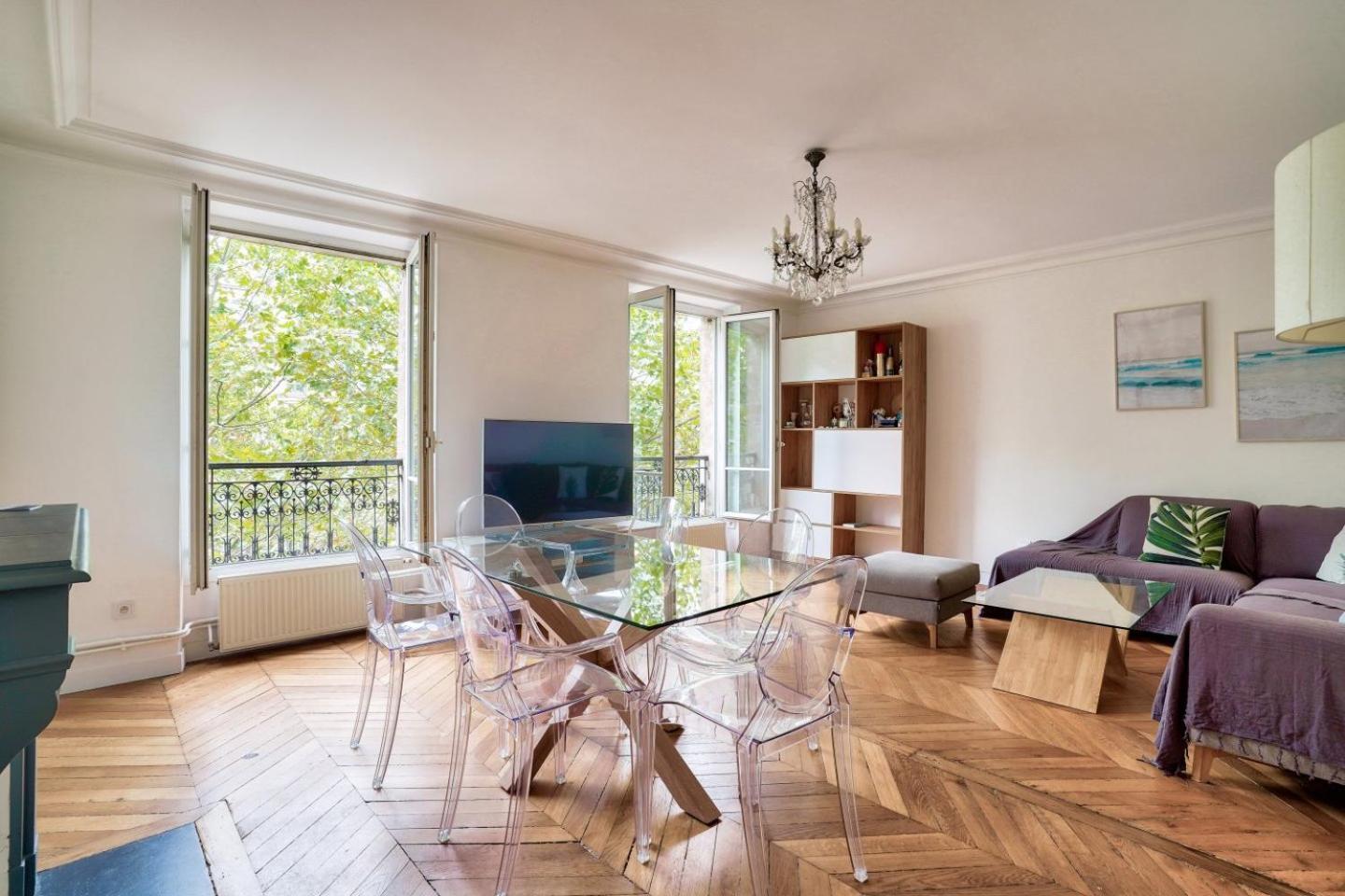 Sublime In The 17th District * Paris