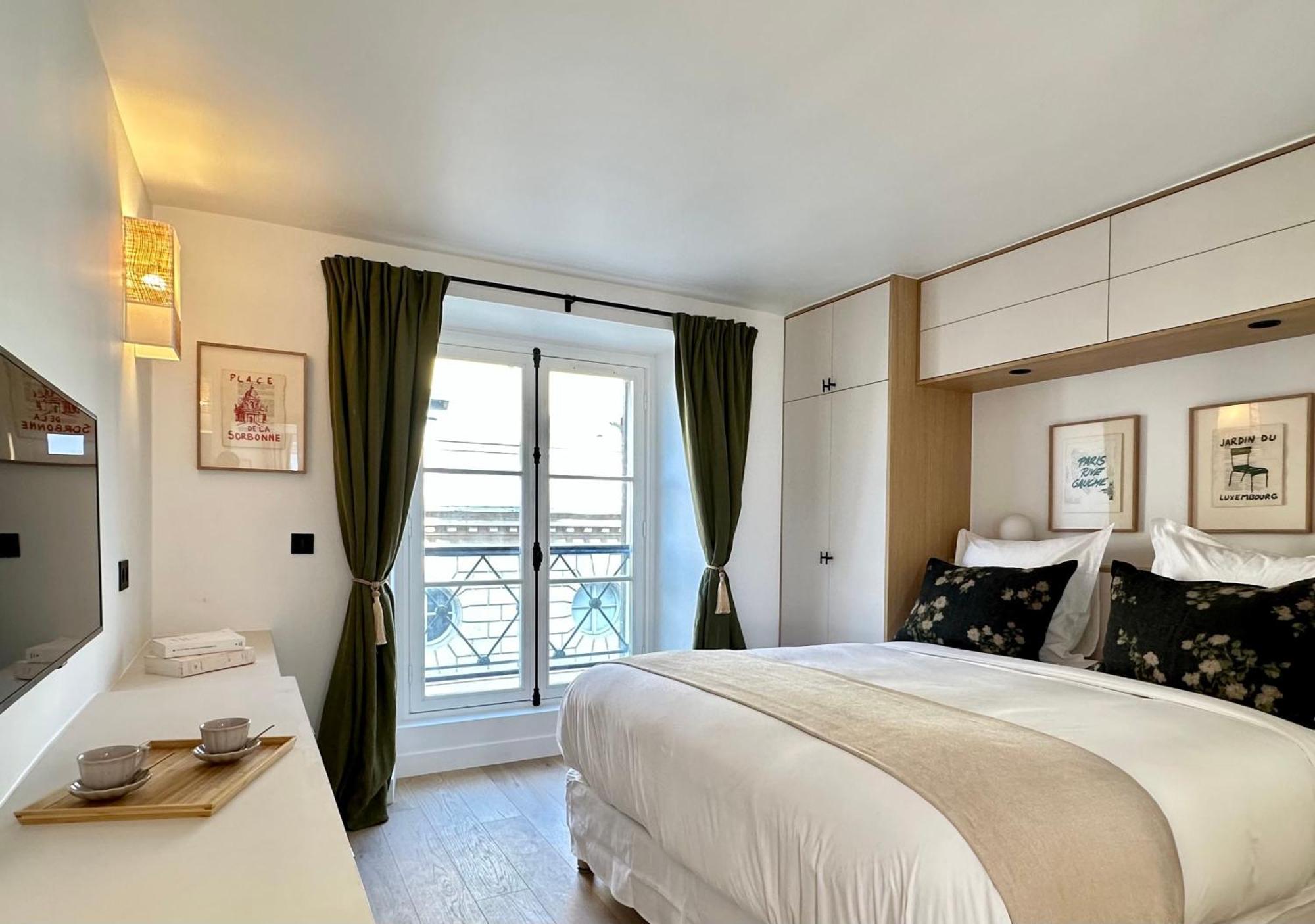 Spacious Luxembourg Garden Family Flat