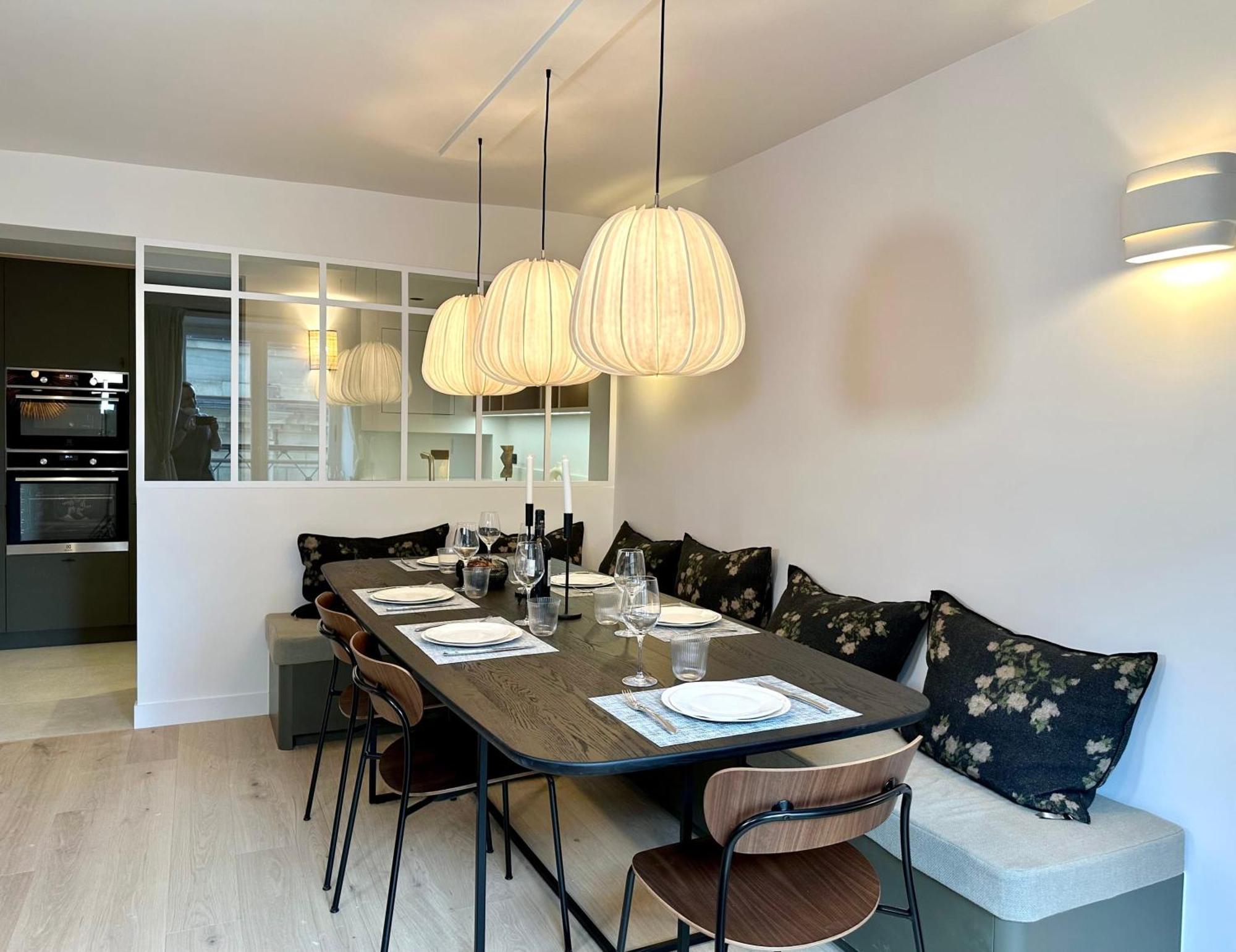Spacious Luxembourg Garden Family Flat