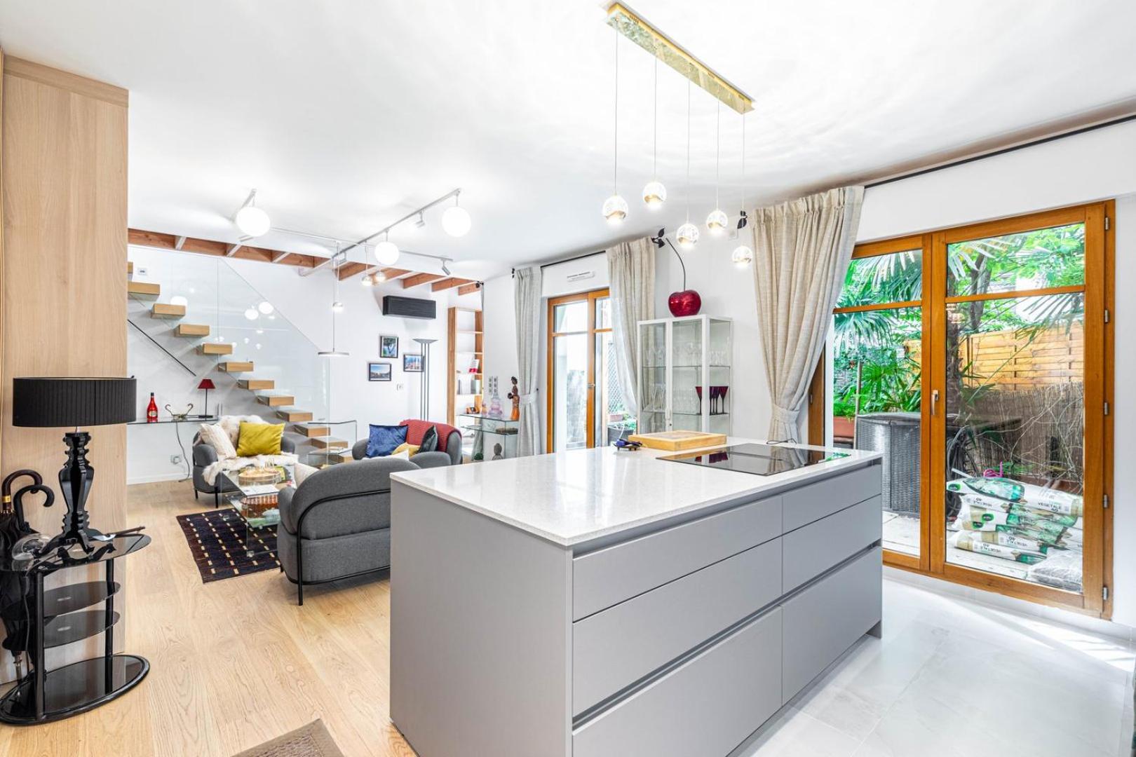 Guestready - Spacieux Apt. Avec Cour Privative Appartement Paris