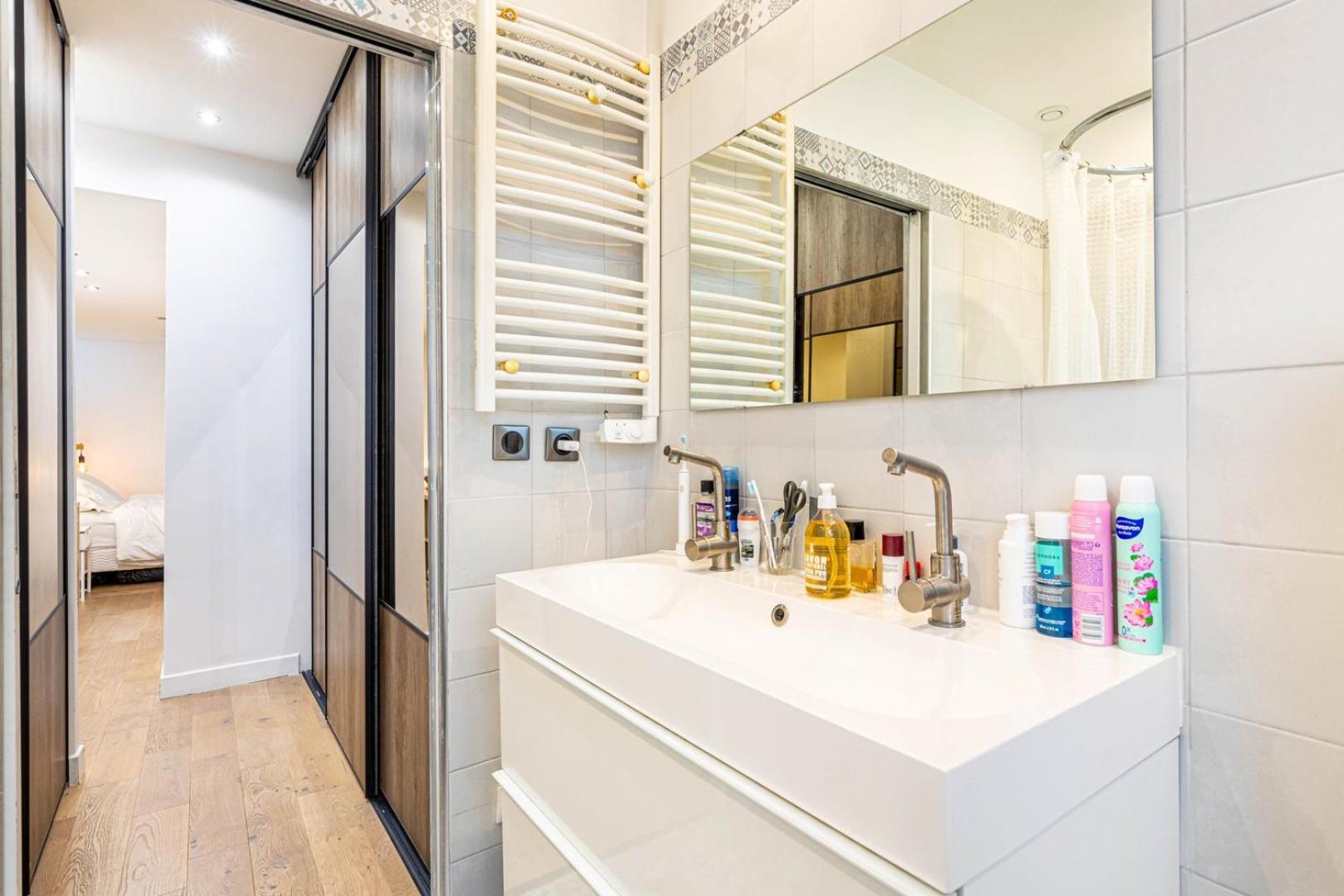 Guestready - Bright Retreat Near The Of Appartement Paris