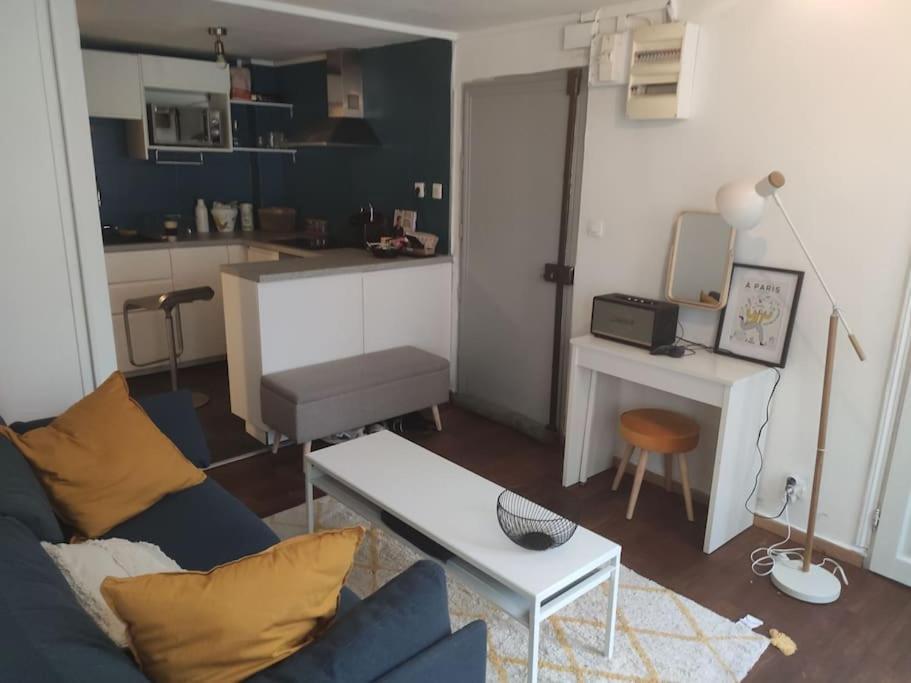 Charming 40 M2, 10th Apartment