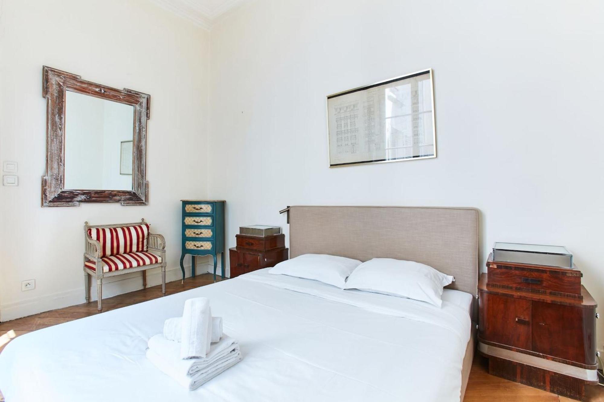 Madeleine & Palais Garnier - 2br - Cityapartmentstay Apartment