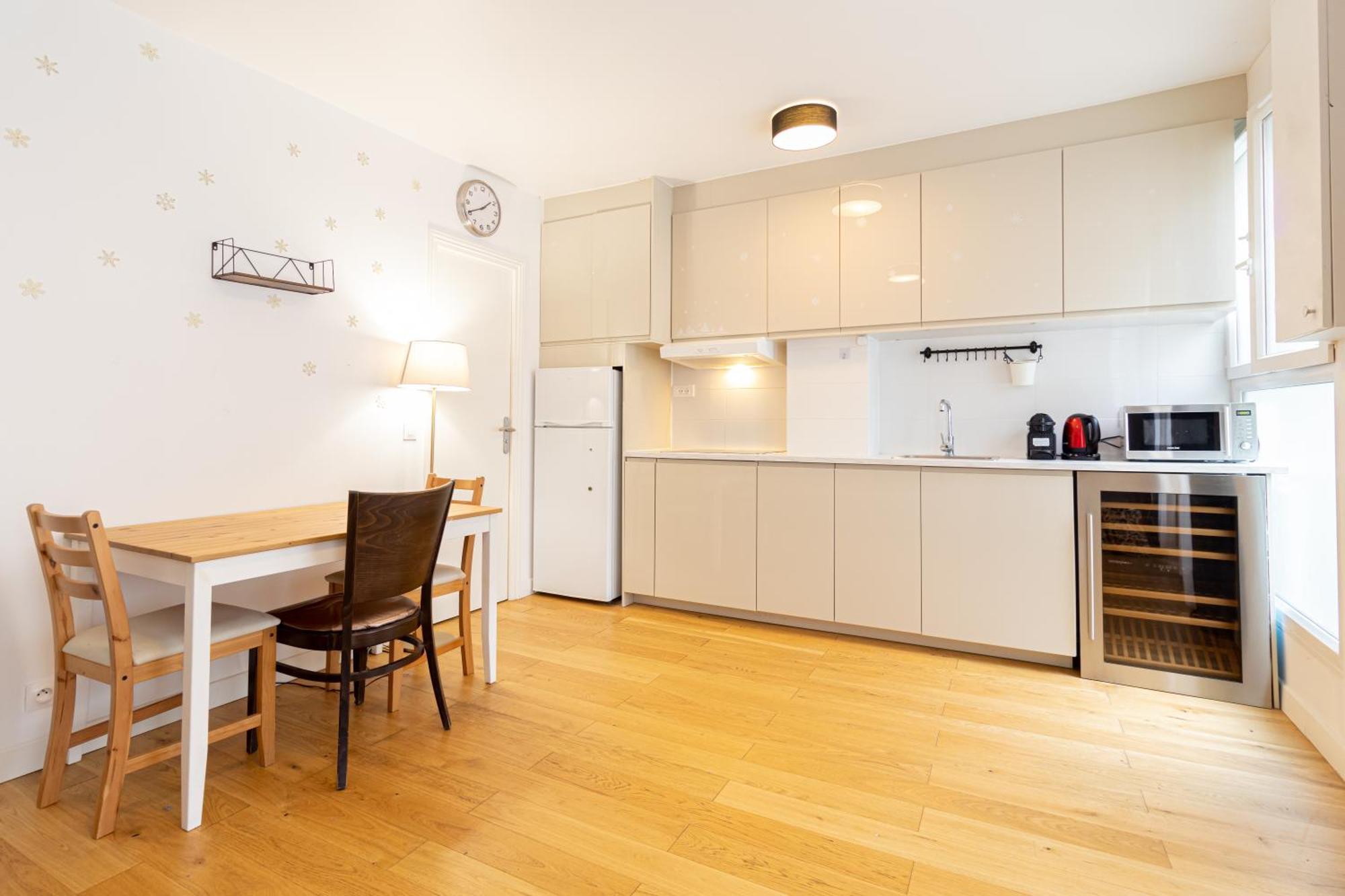 Lovely Flat Close To Arc De Triomphe Paris