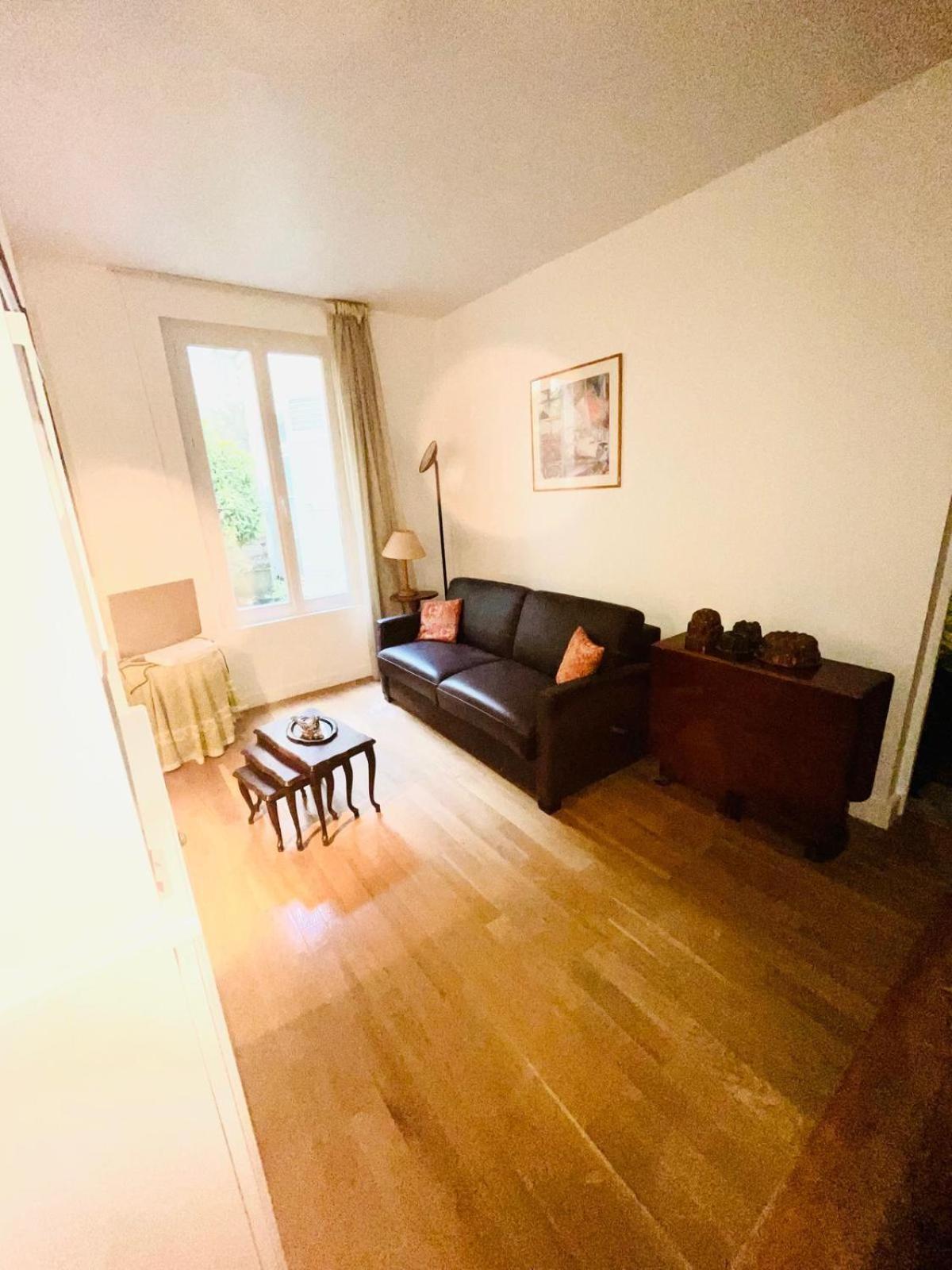Raviere Apartment *
