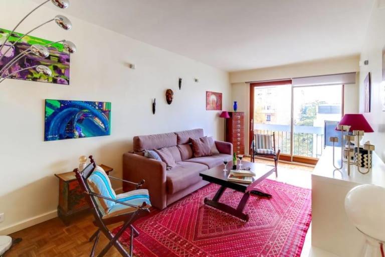 Guestready-spacious Near Exhibition Park Apartment *