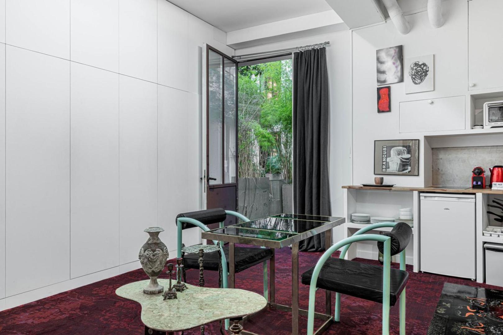 Guestready - Artist Loft With A Vertical Garden