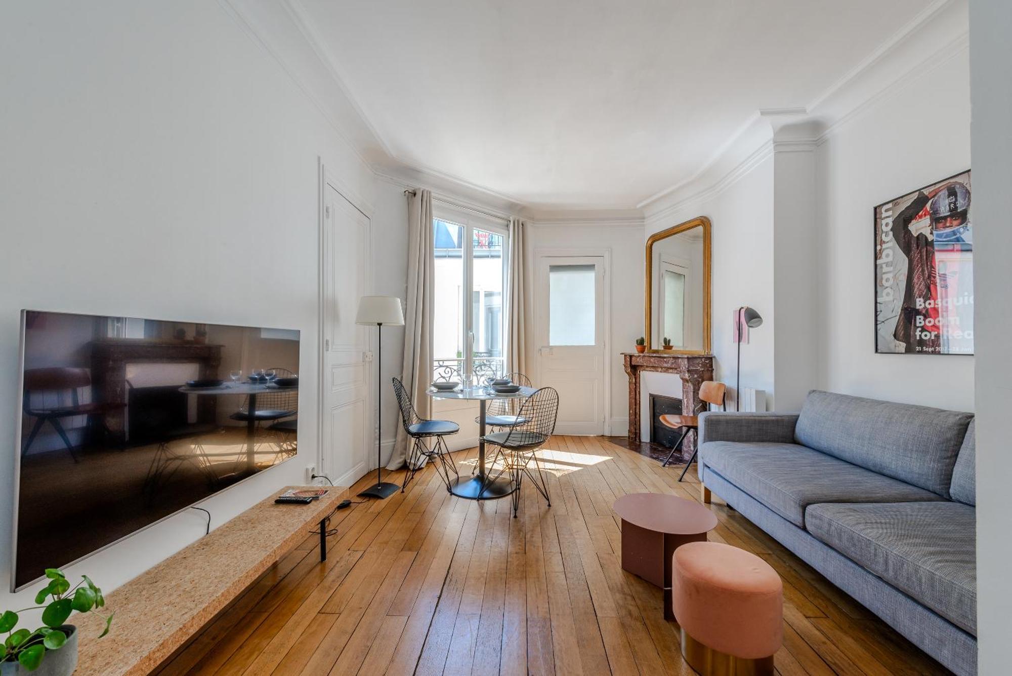 Apartment Entre Montmartre Et Canal Saint Martin-gare Du Nord Paris