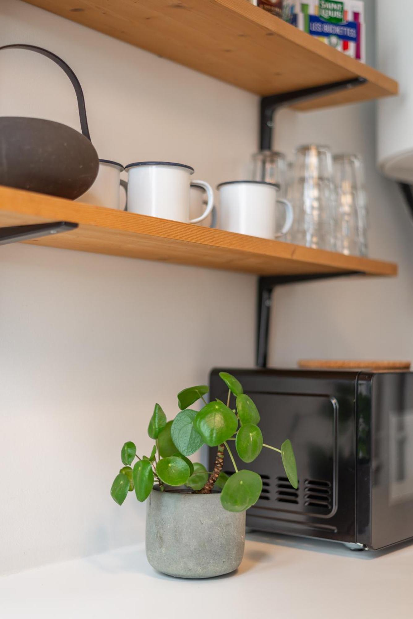 Entre Montmartre Et Canal Saint Martin-gare Du Nord Apartment Paris