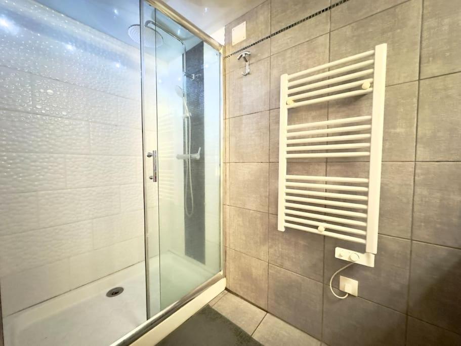 Apartment Tres Bel 5p Montmartre *