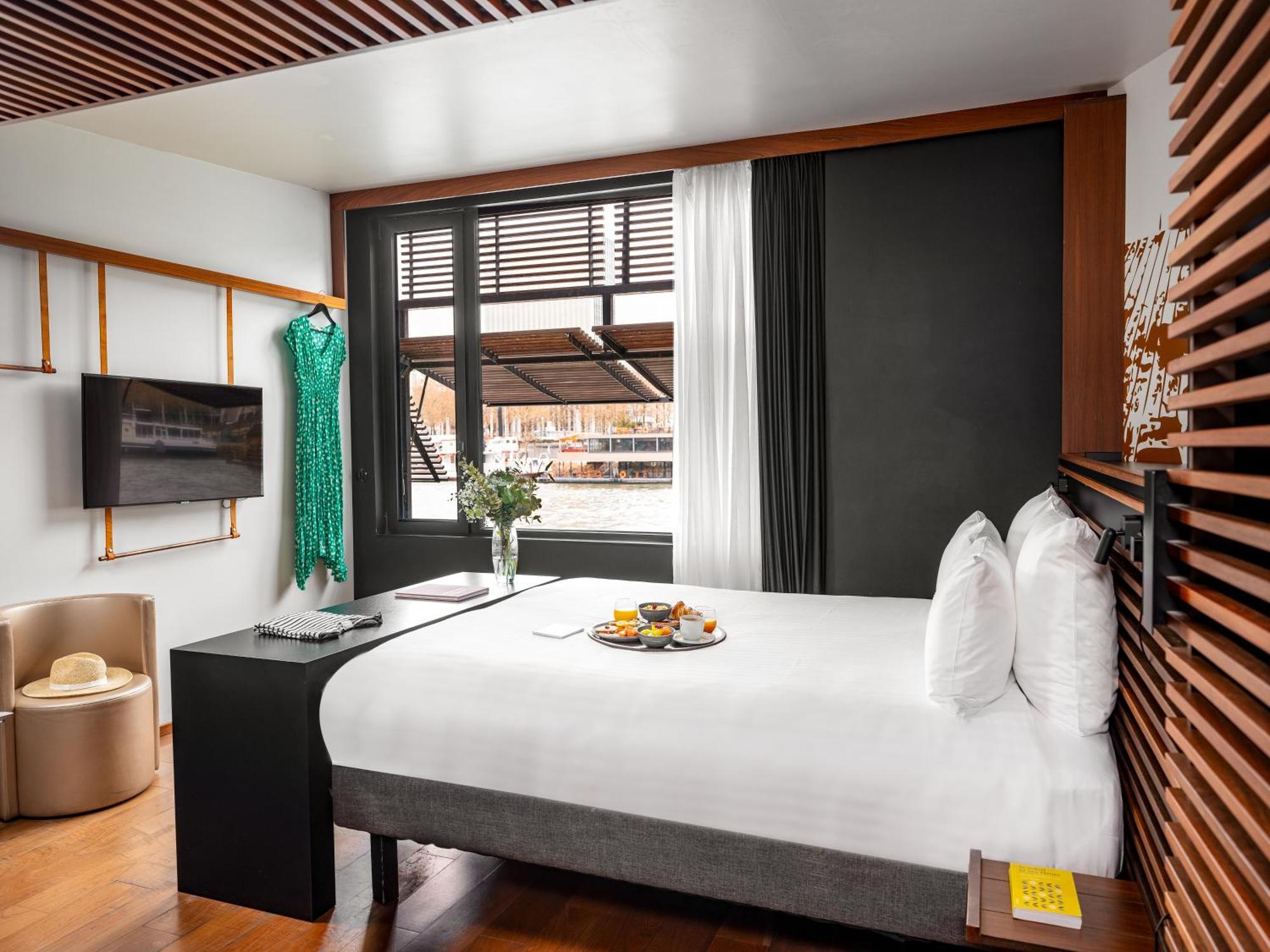 Hotel Off Seine 4*