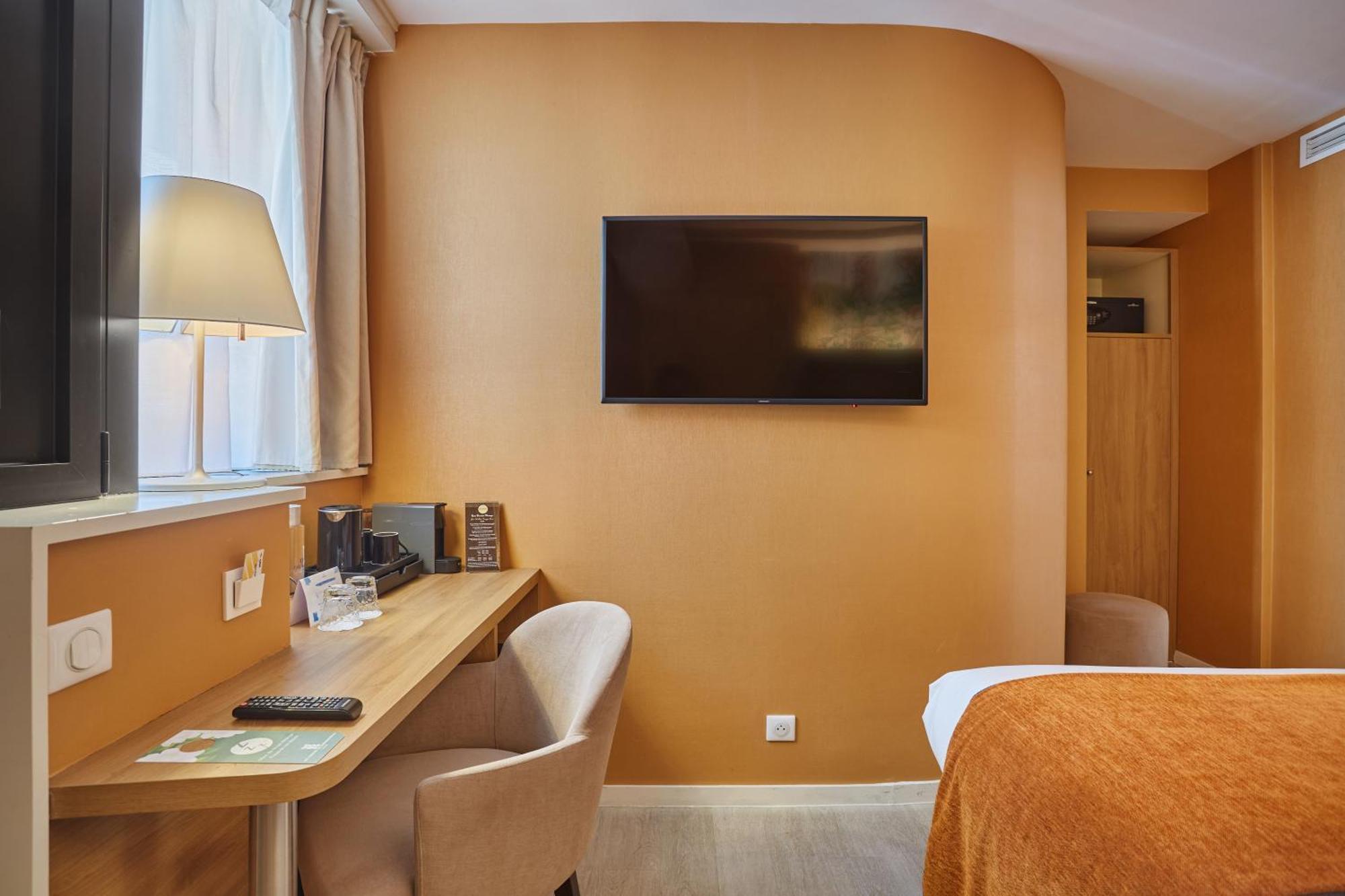 Hotel Jardins De Mademoiselle & 4*