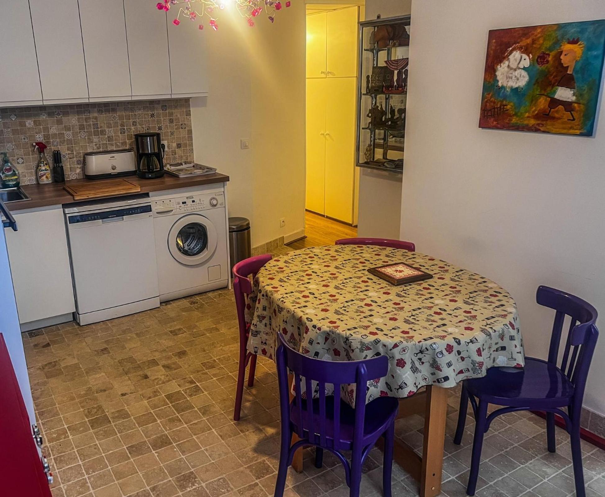 Superb In The Marais Apartment Paris