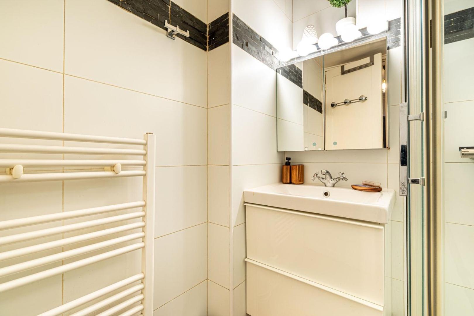 Guestready - Vivez L'authenticite De Montmartre Apartment