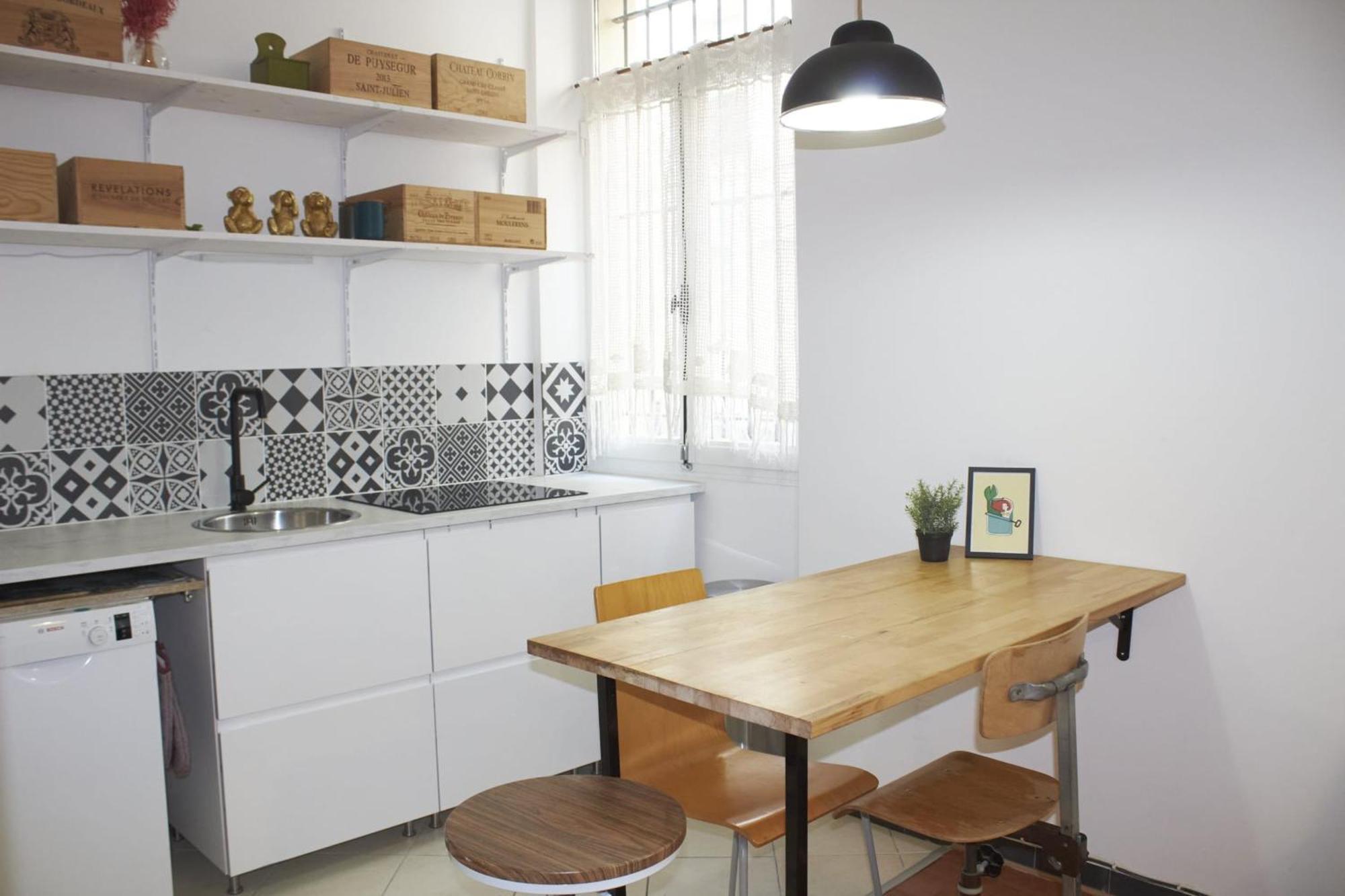 Practical And Cosy Nest In A Good Location *