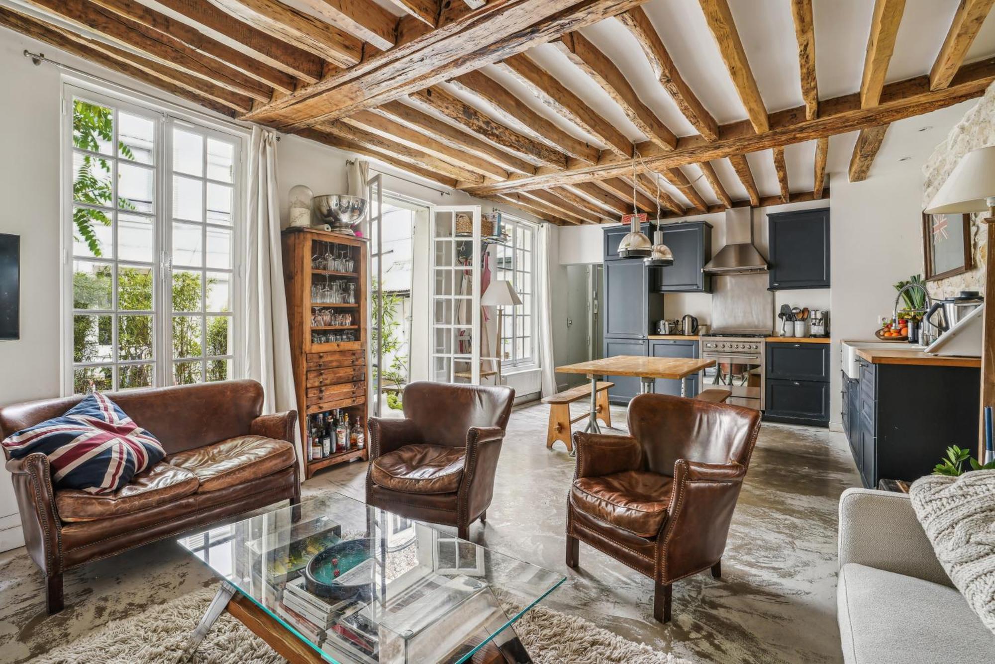 Apartment Maison Rustique En Plein 17eme