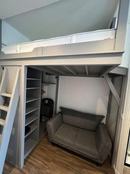 Apartment Refait A Neuf En Plein ! *