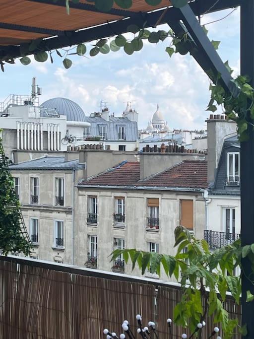 With Terrace And View Of Sacre Coeur * Paris
