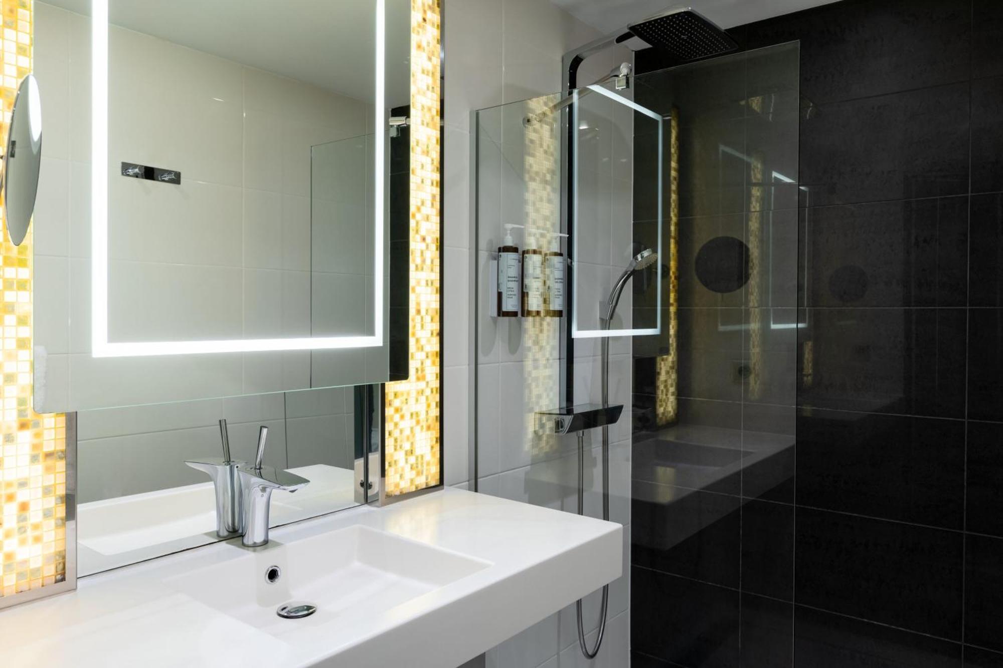 Ac Porte Maillot By Marriott