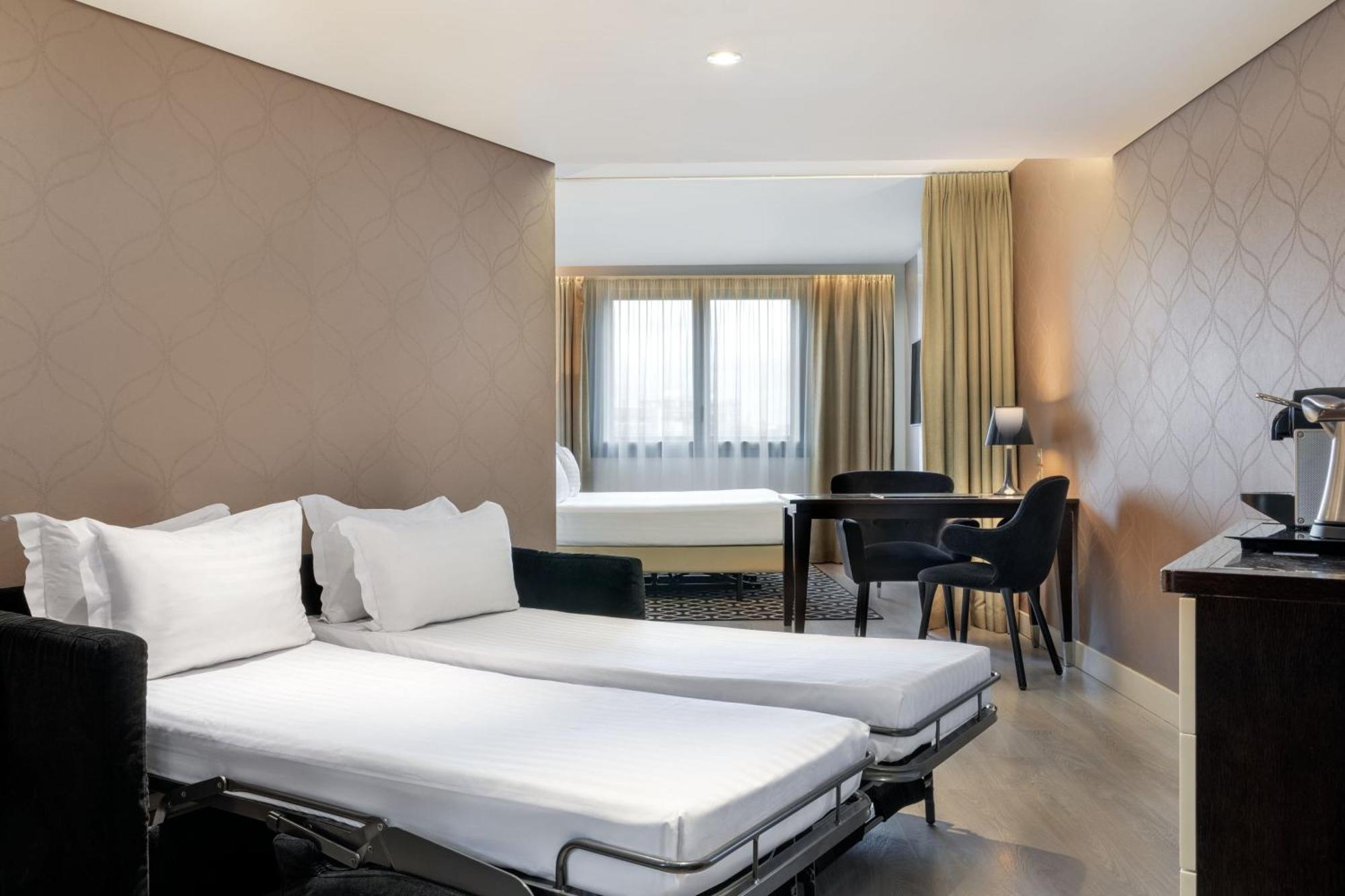 Ac Porte Maillot By Marriott Hotel Paris