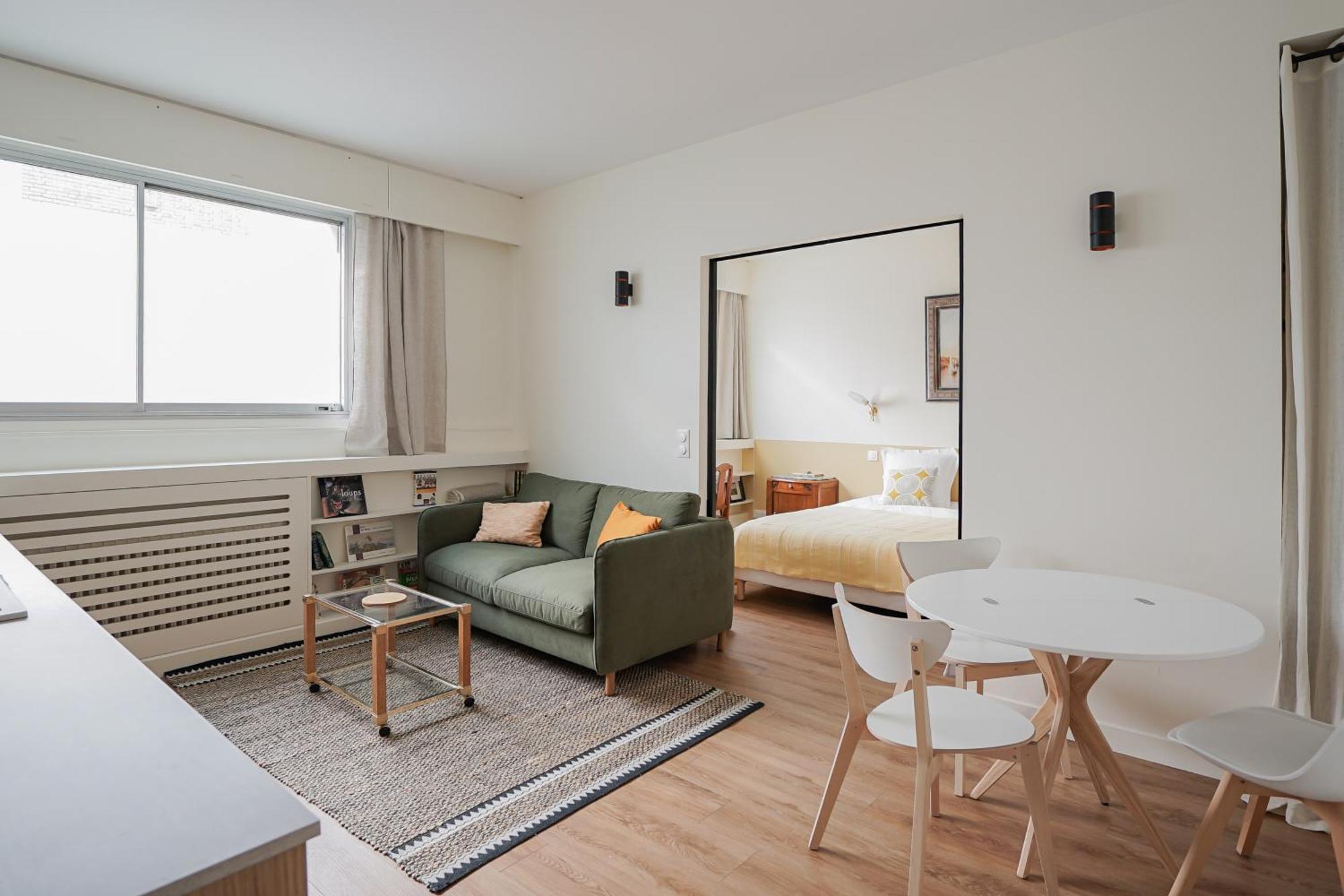 Moderne Et Chic Proche Tour Eiffel Apartment Paris