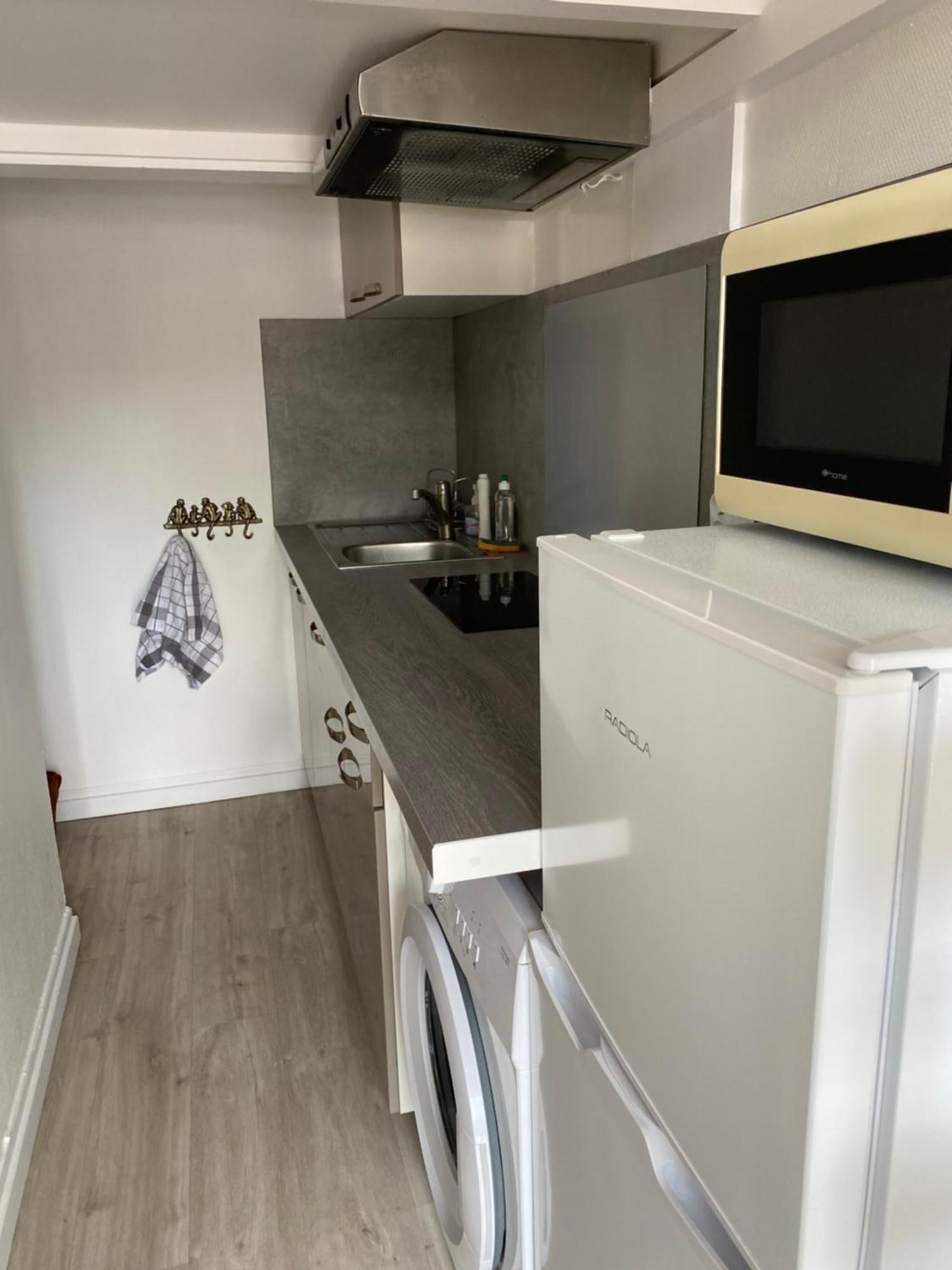 Apartment De Charme Donnant Sur Jardin Arbore Dans Le Calme Absolu *