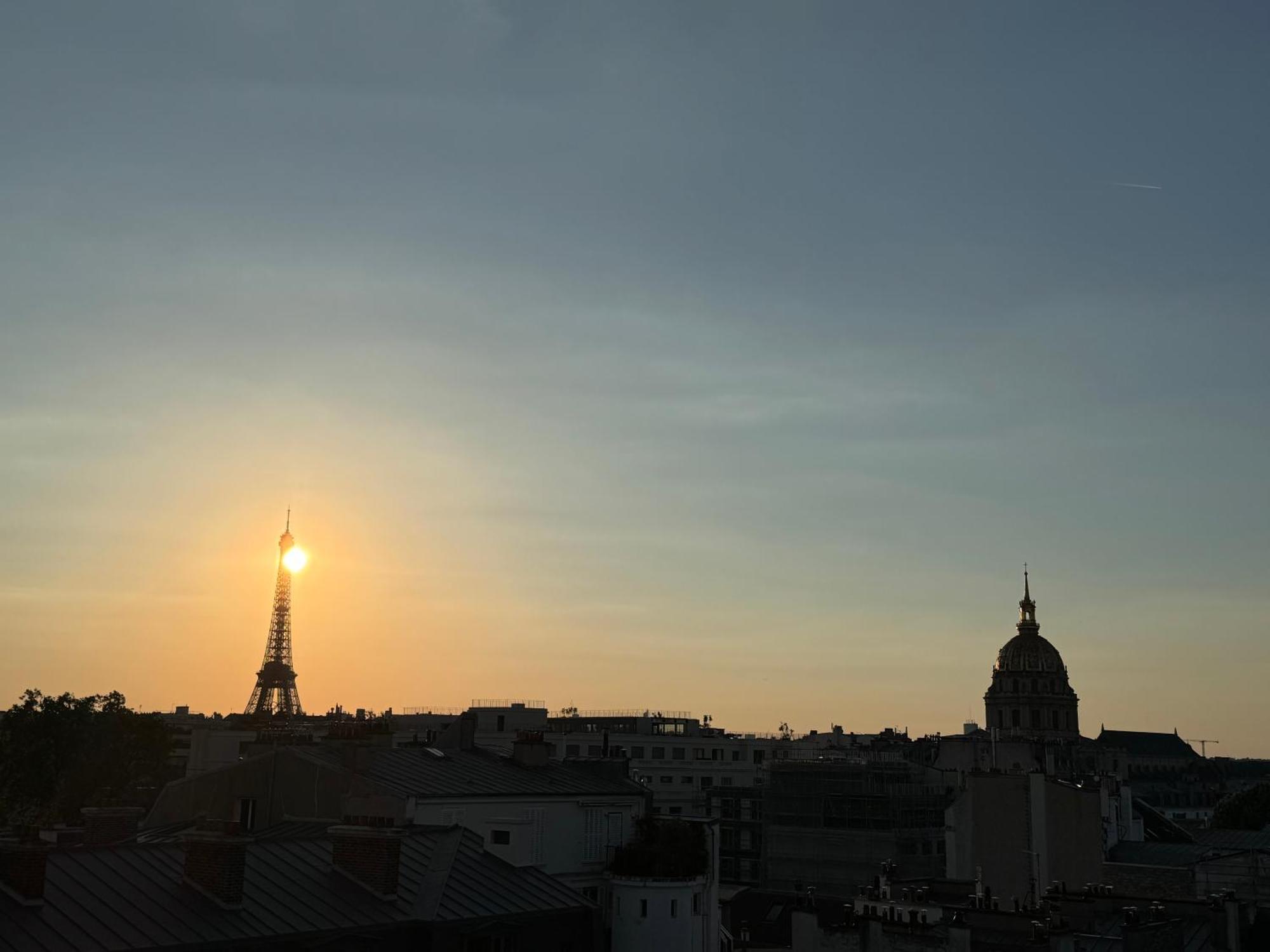 Eiffel Tower View + Terrace Saint Germain Des Pres Paris