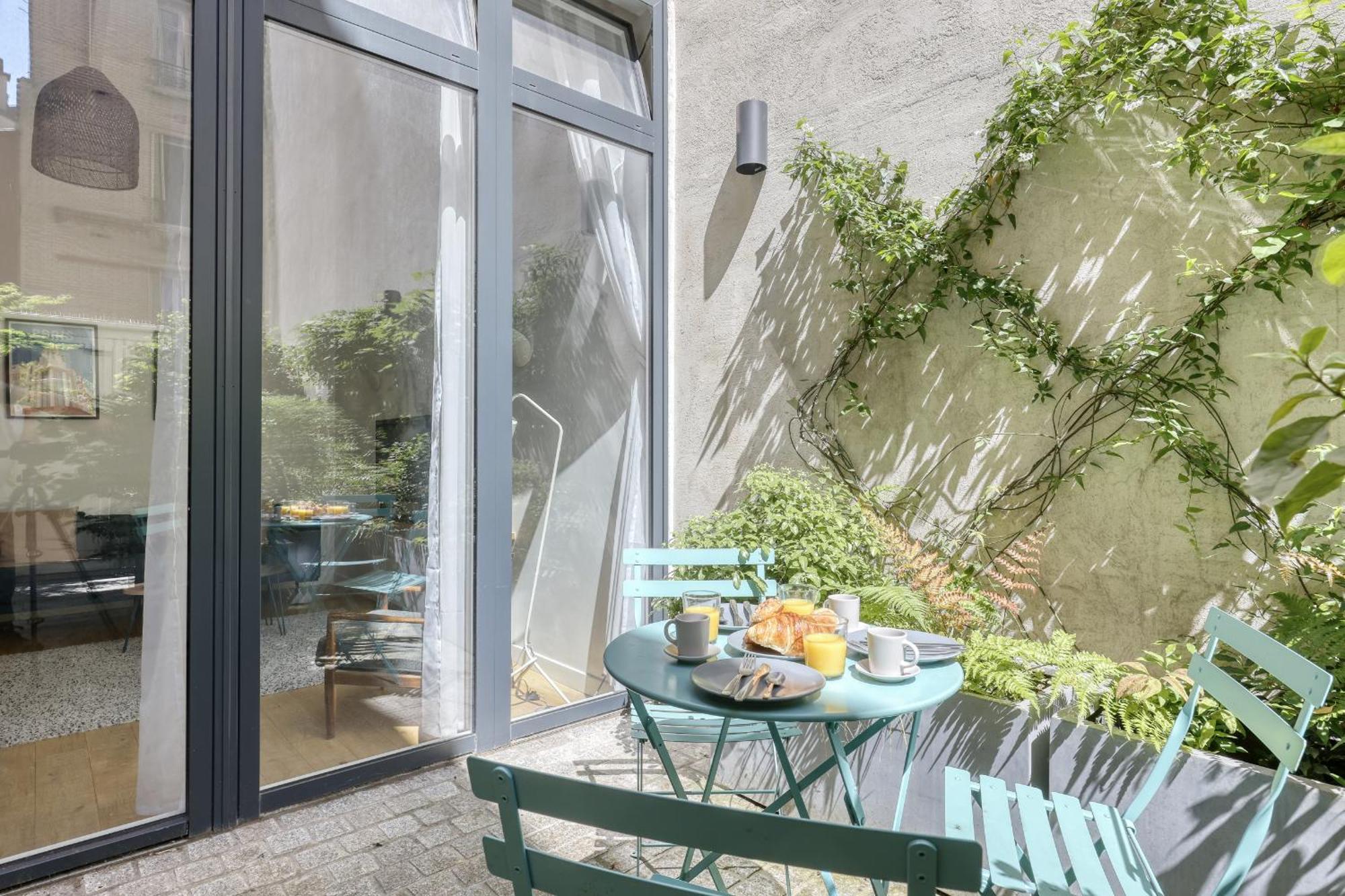 Les De Montmartre - Secret Courtyard Apartment