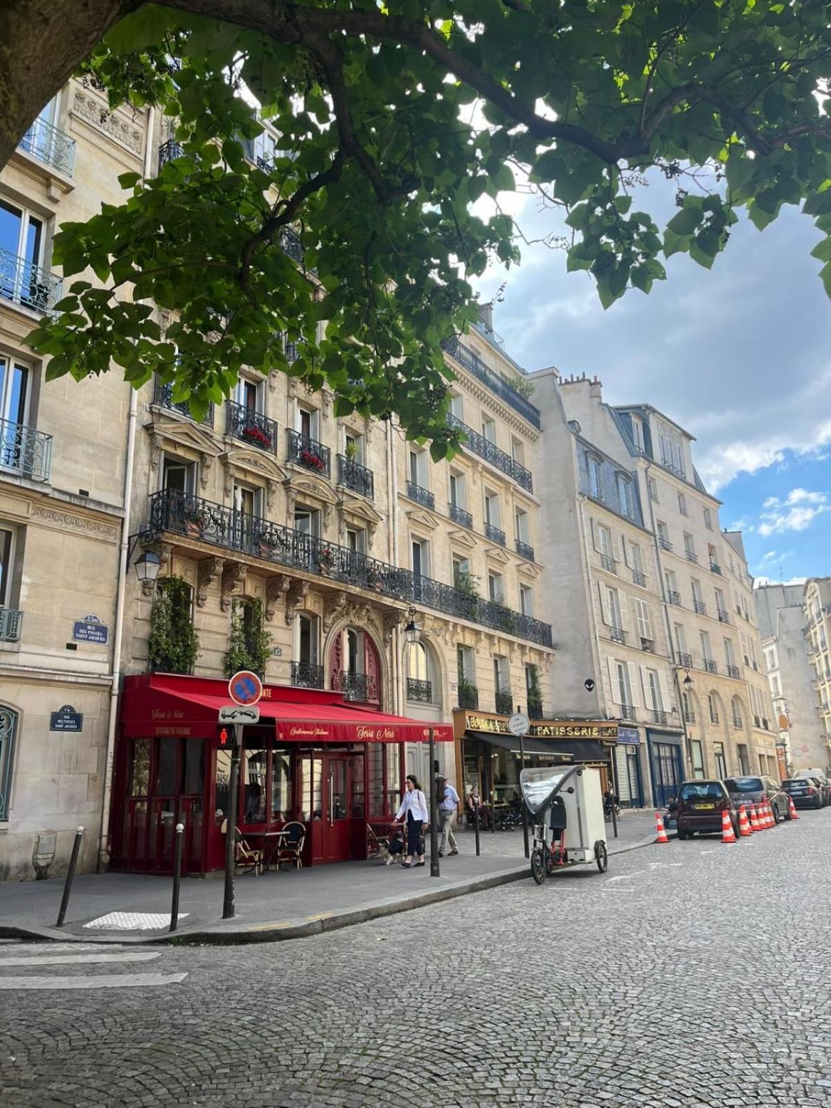 Near The Pantheon Apartment Paris