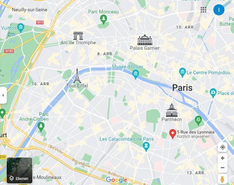 Petite Maison Avec Cour Dans Les Beaux Quartiers-vous Faites Le Menage- Very Good Prices For T-h-e Location But You Have To Clea-n Th-e Flat * Paris