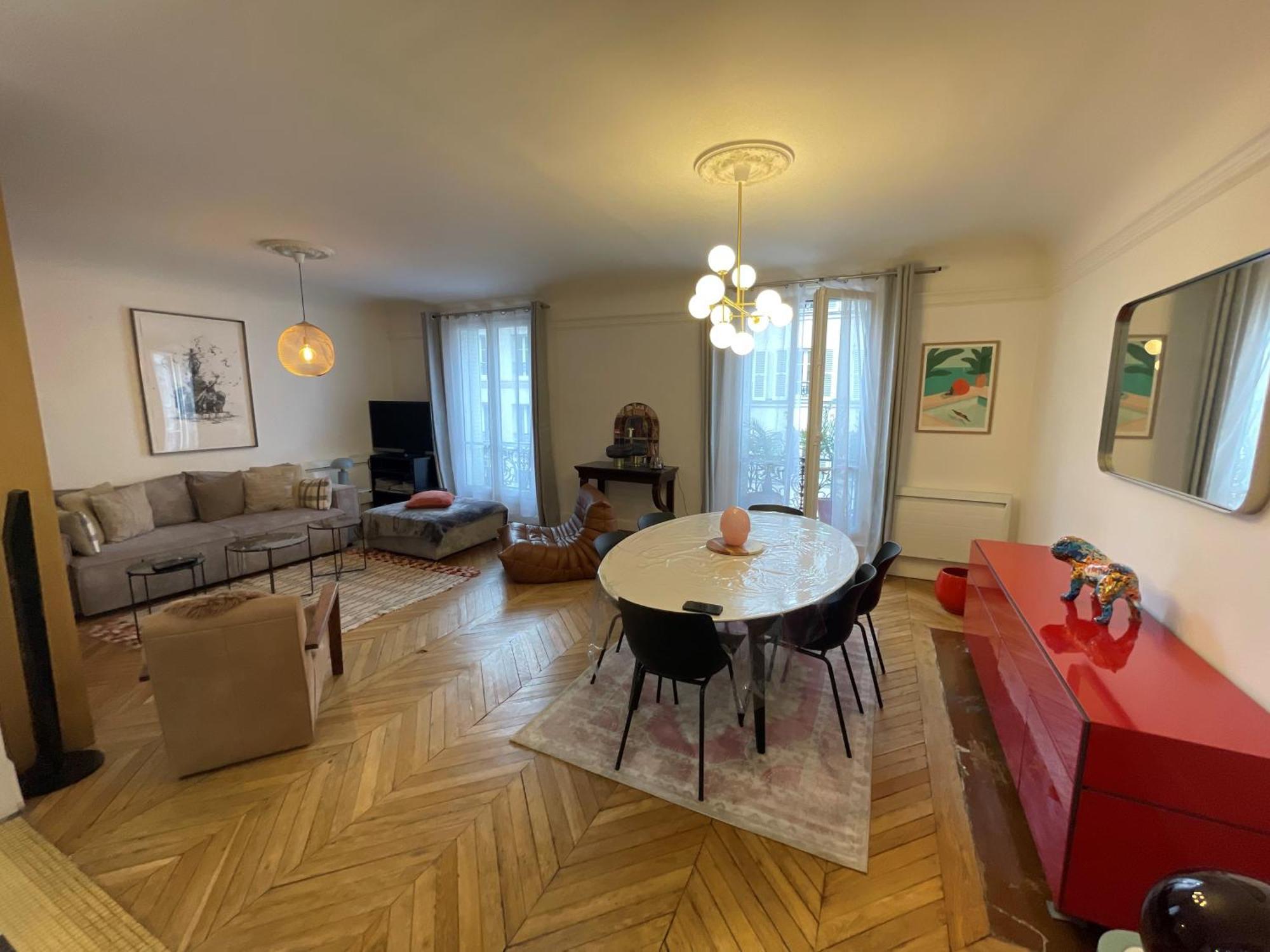 Apartment Spatious Charming Parisian Flat Paris
