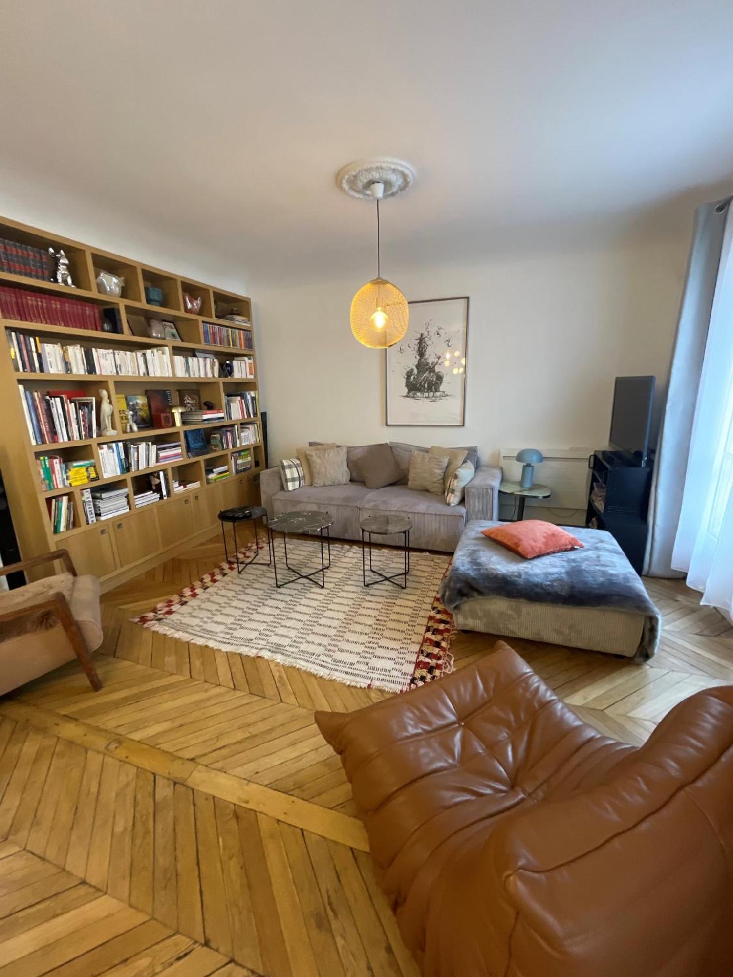 Apartment Spatious Charming Parisian Flat Paris