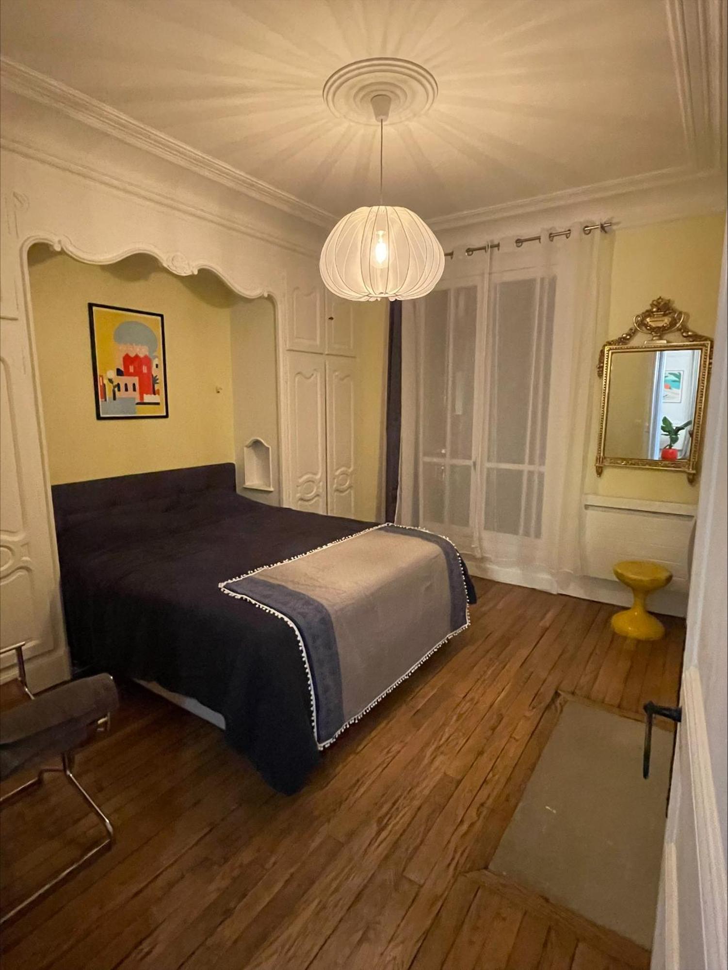 Spatious Charming Parisian Flat * Paris