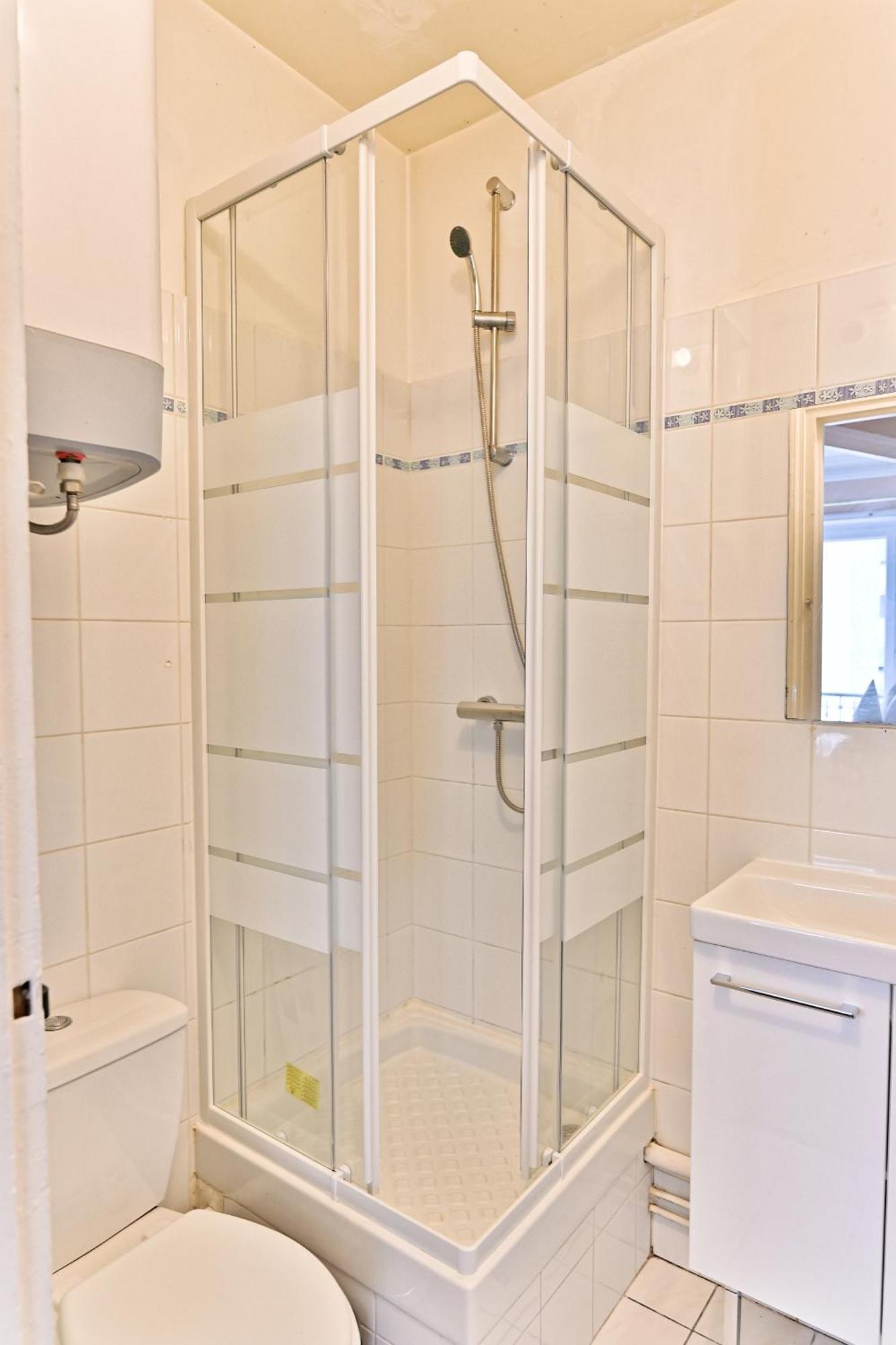 Pour 4 Proche De La Gare Montparnasse Appartement
