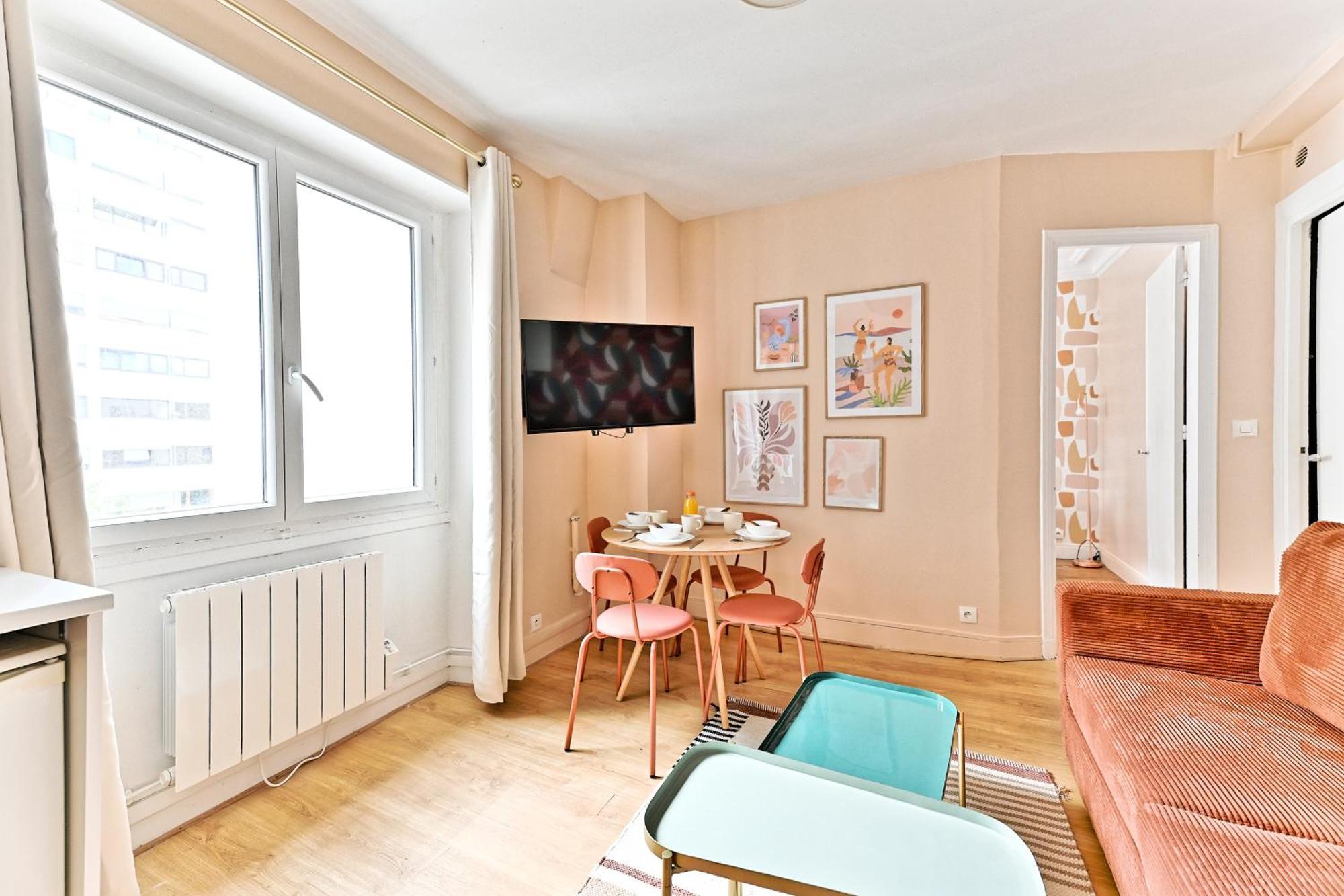Pour 4 Proche De La Gare Montparnasse Appartement