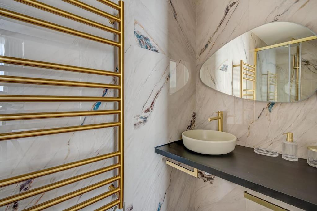 Appartement Elegant Family - Rex - With Ac Paris