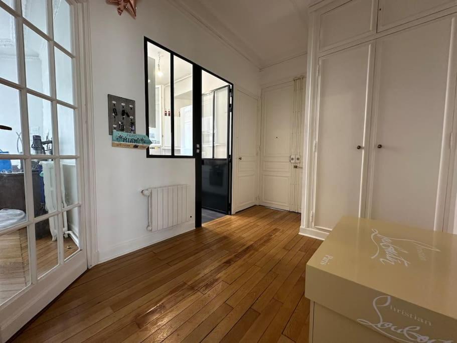 Appartement Place De L'etoile 200 Meters Away! *