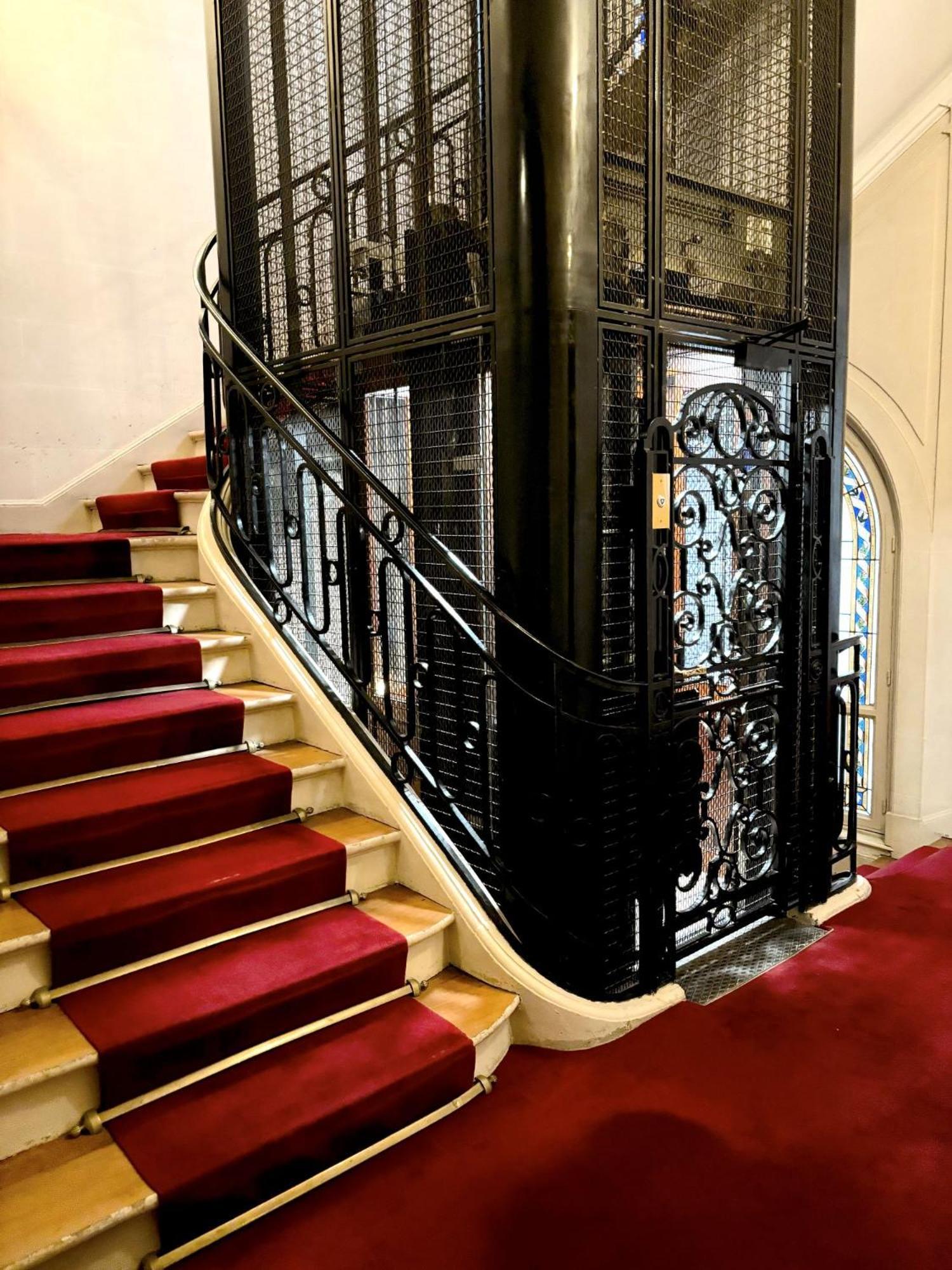 Vendome Apartment