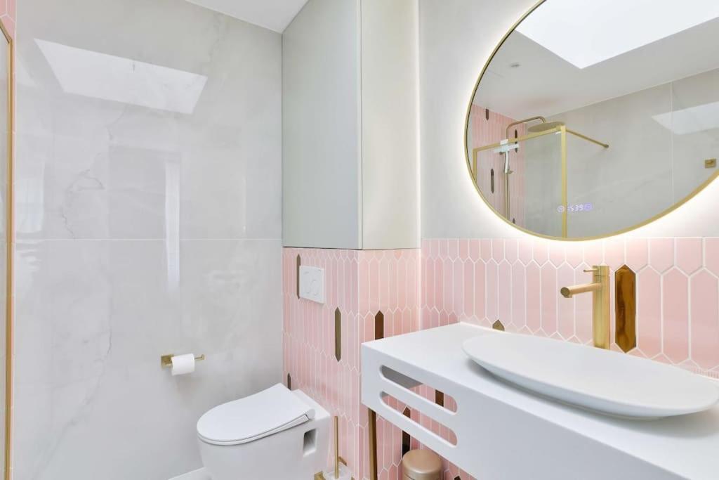 Apartment Romantic Getaway - Le Marais - With Ac *