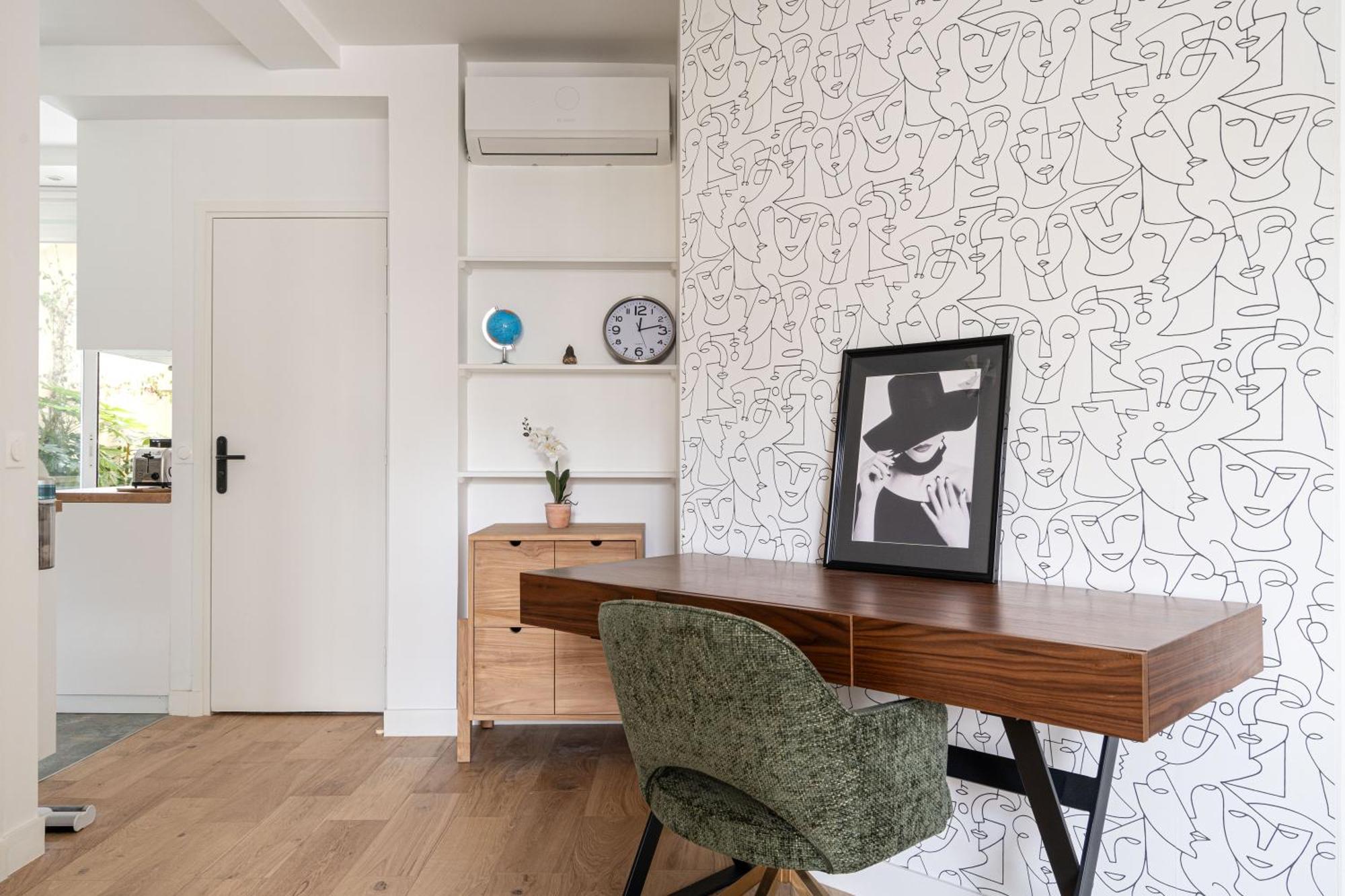 Grand Climatise 2br Avec Terrasse Apartment *