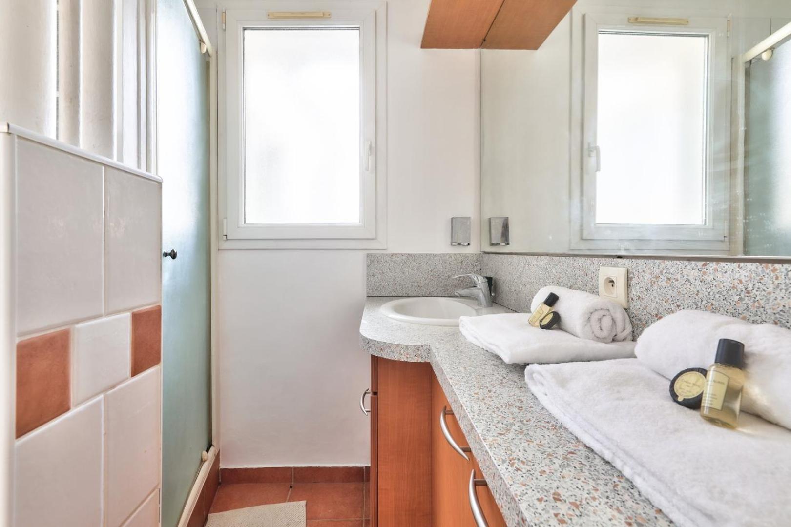 Guestready - Appt Charmant Avec Balcon Paris