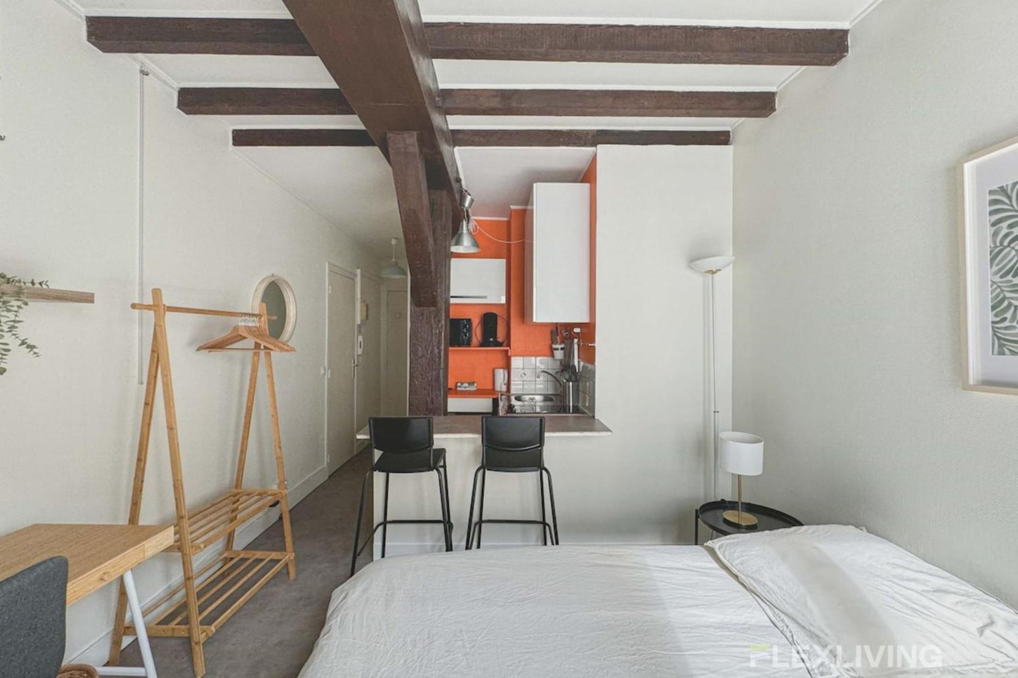 Flexliving - - Tunis * Paris