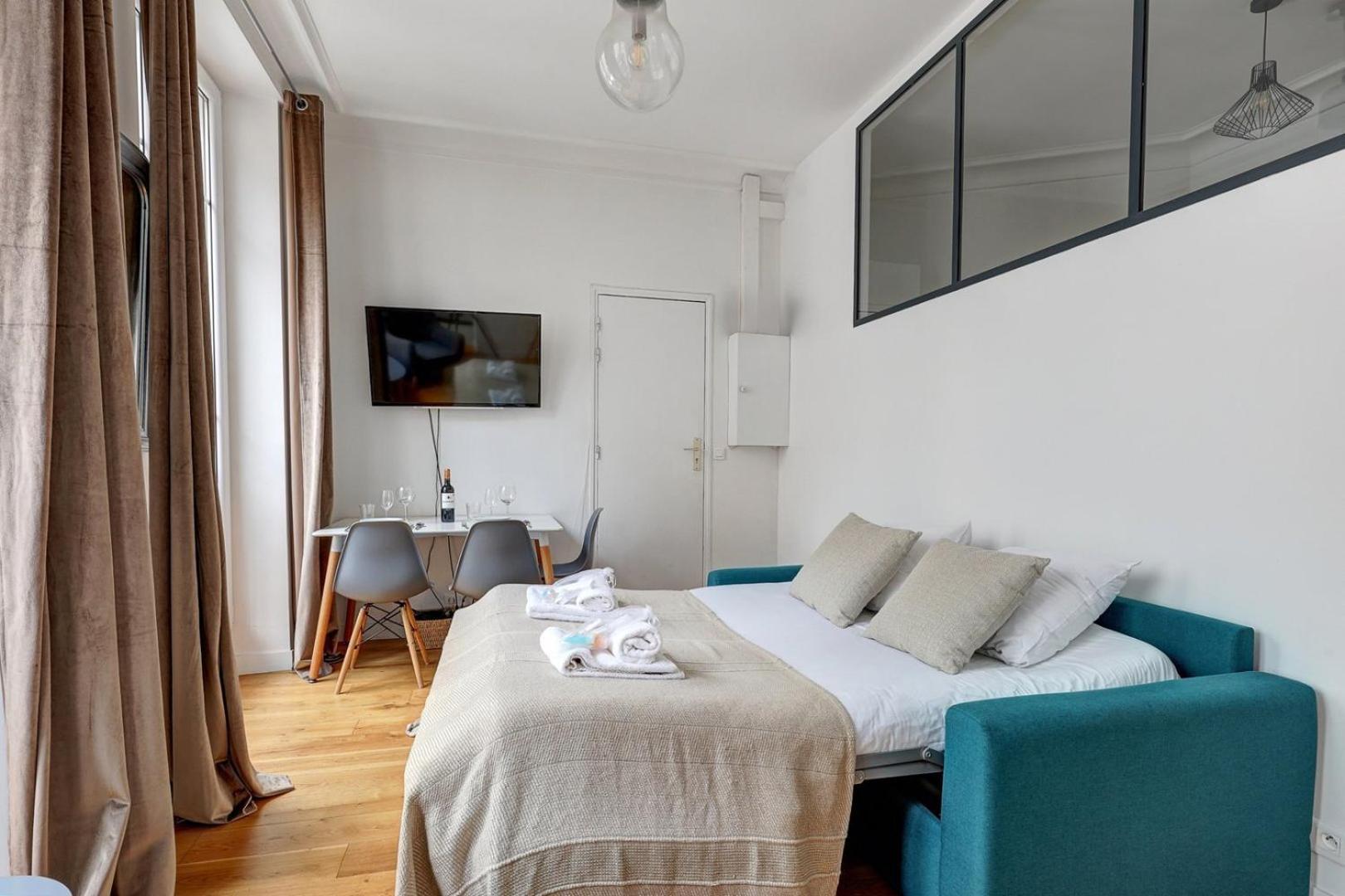 Apartment 338 Montmartre - Superb In Paris