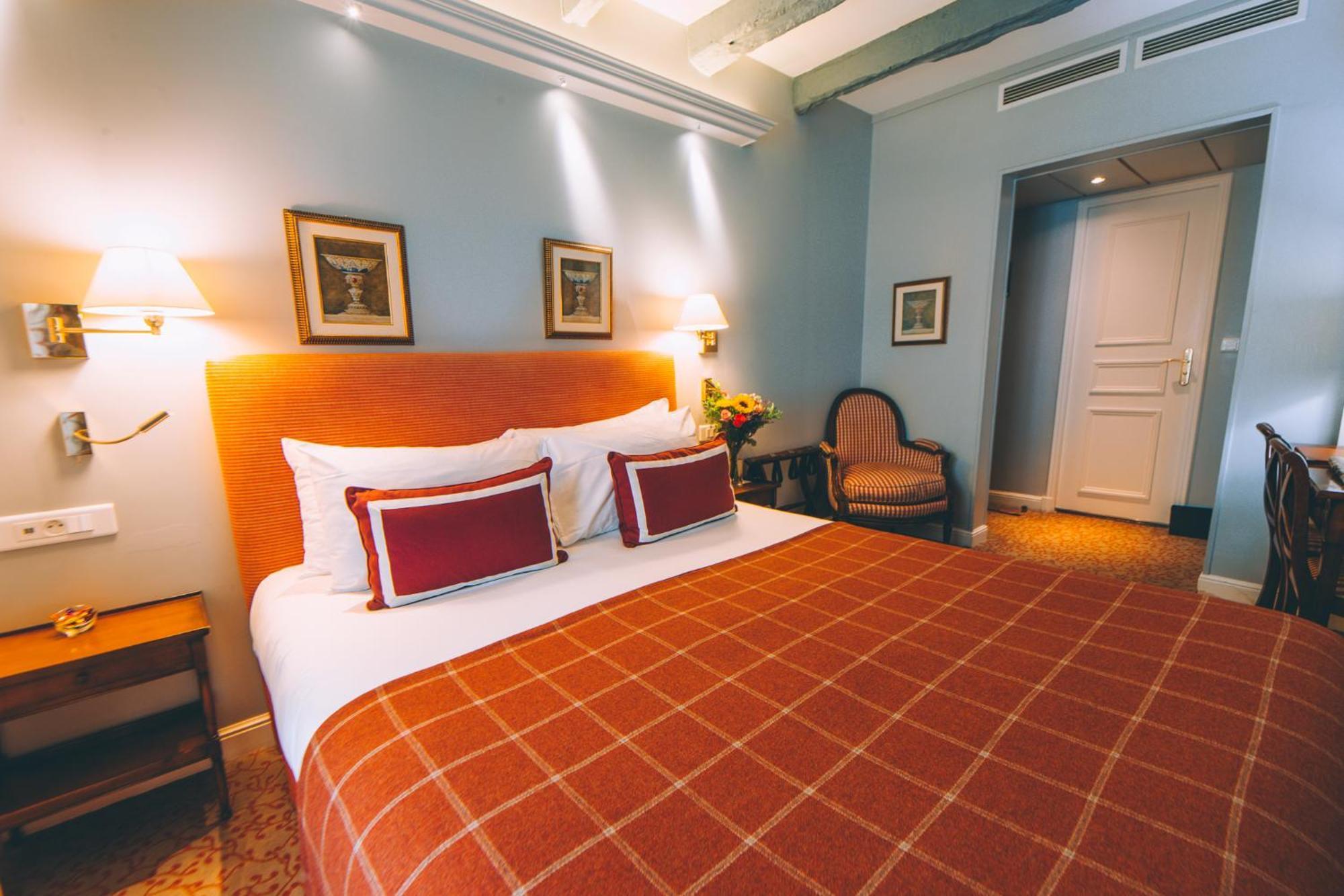 Le Relais Montmartre Hotel Paris