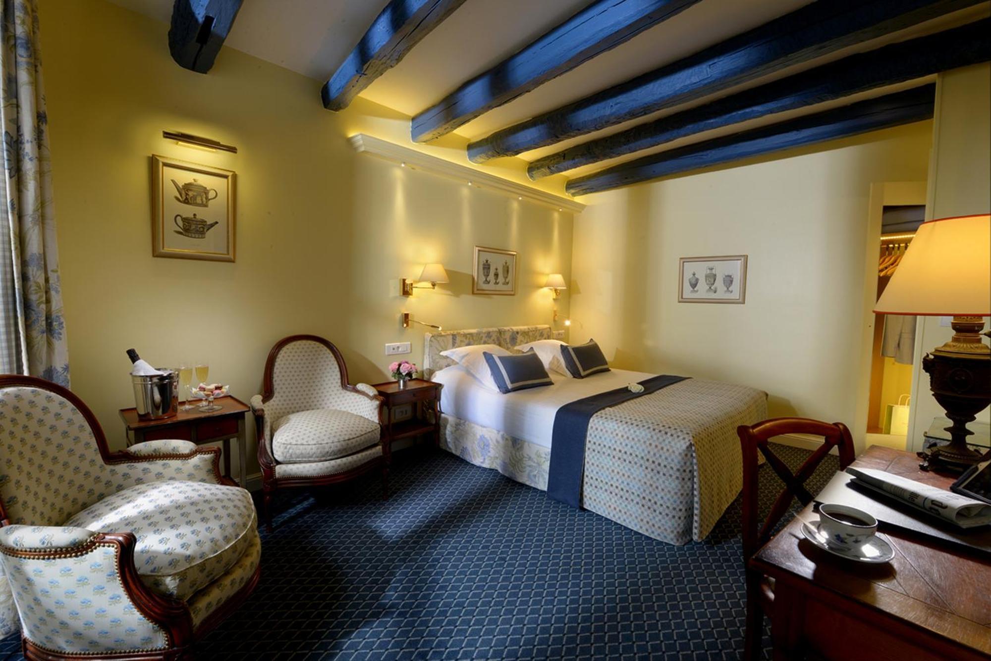 Hotel Le Relais Montmartre Paris